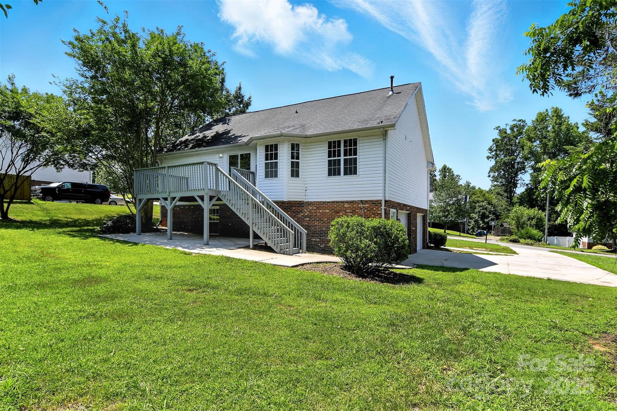 156 Autumn Woods Boulevard