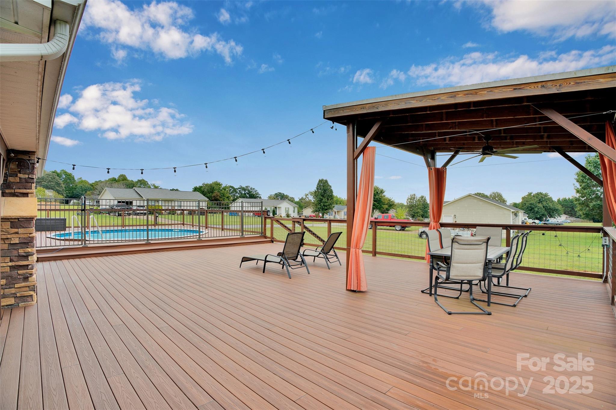 2063 Rocketts Way