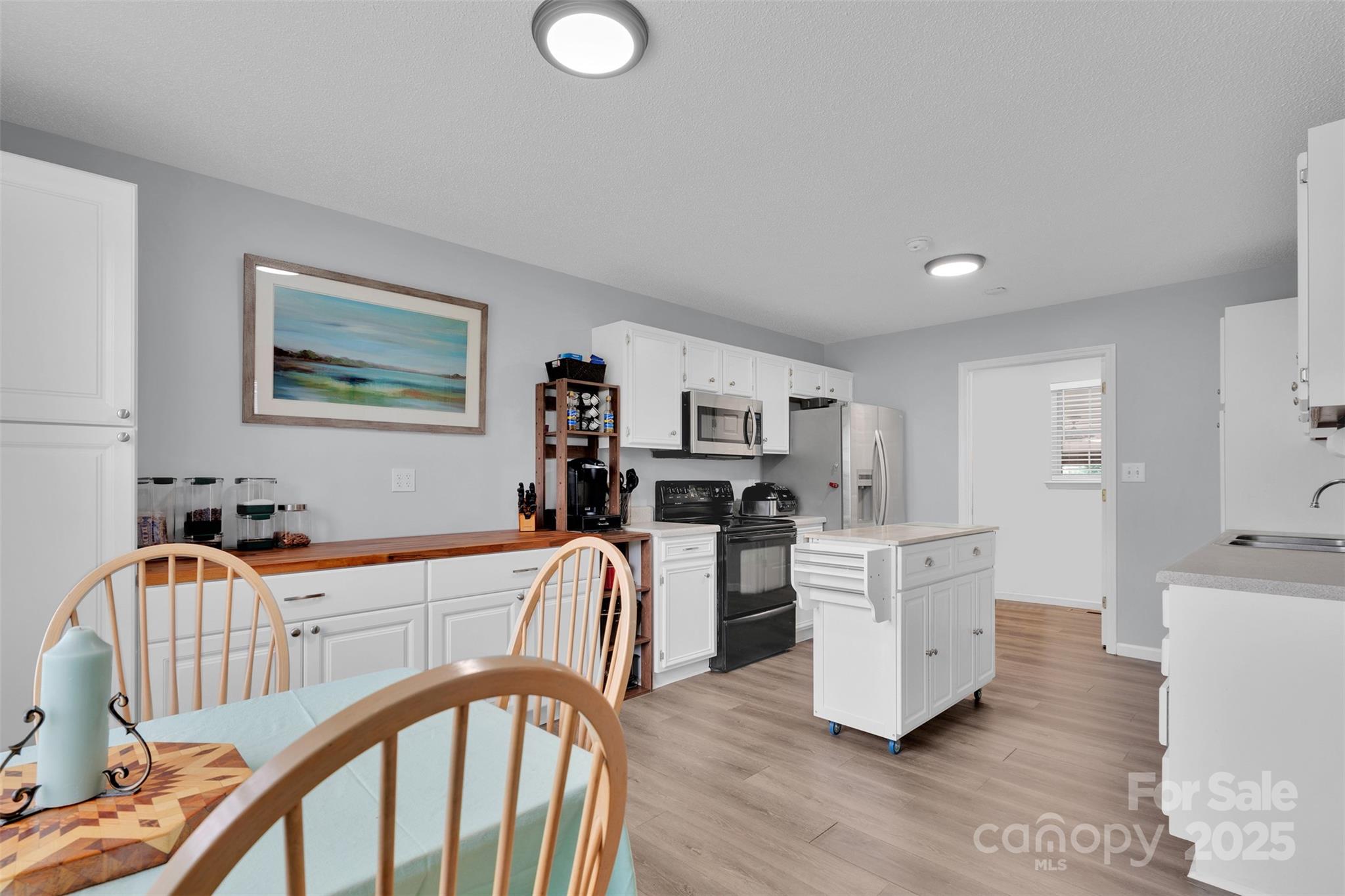 2063 Rocketts Way