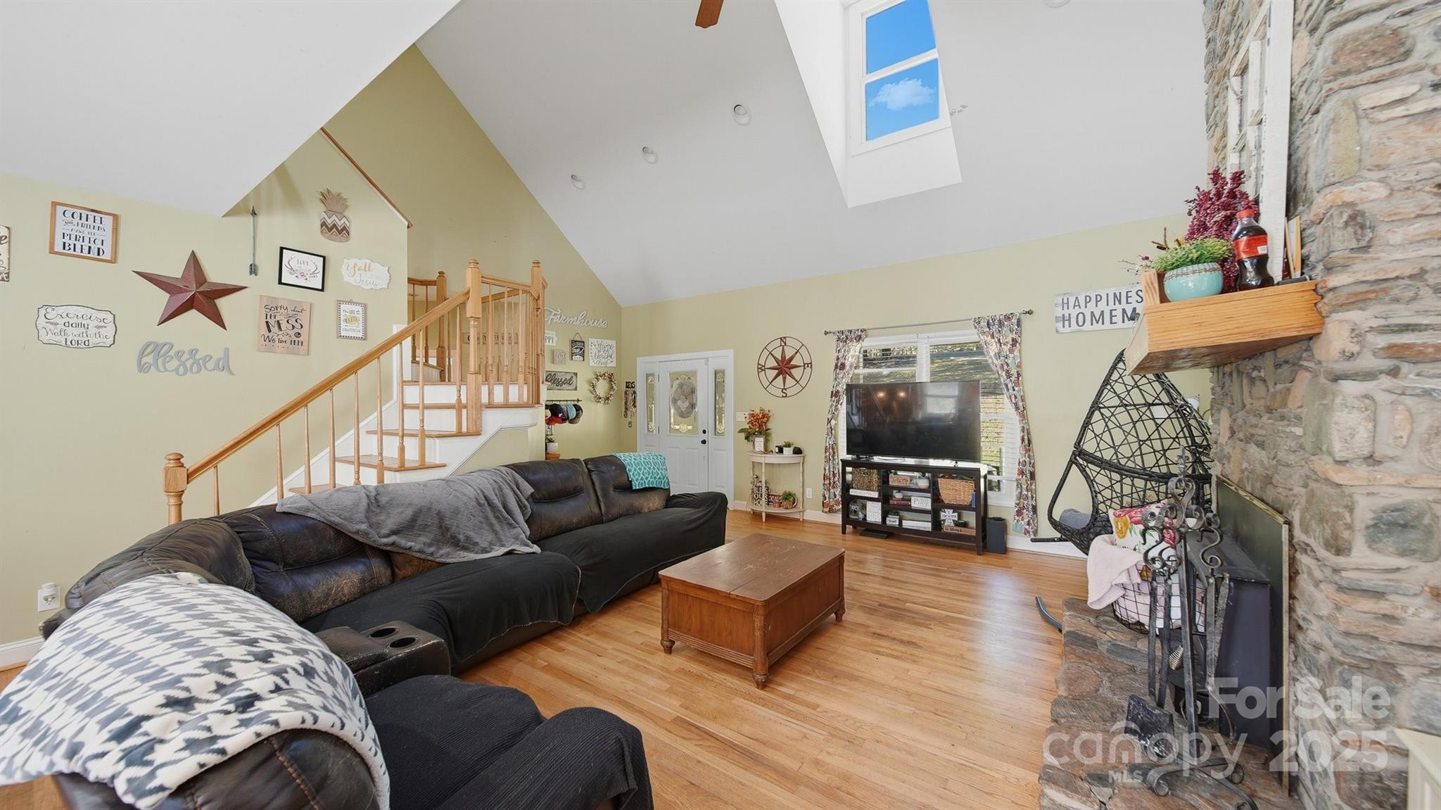 4820 29th Street Drive NE