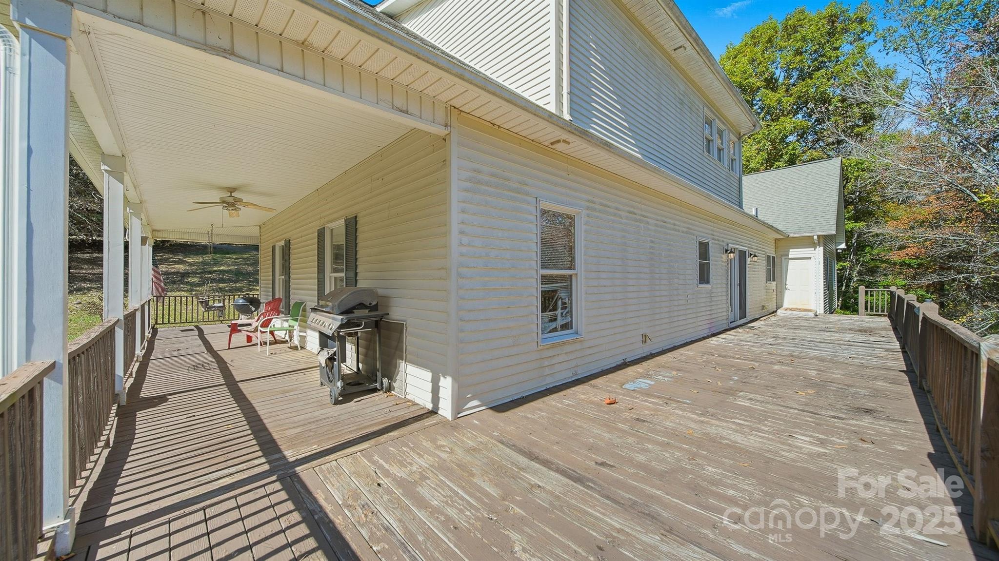 4820 29th Street Drive NE
