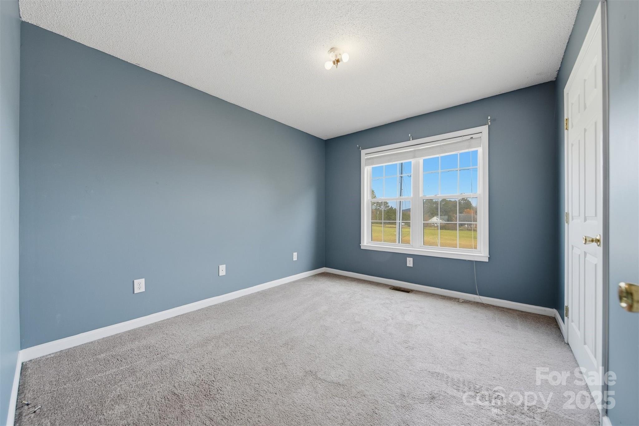 904 Pine Mountain Road