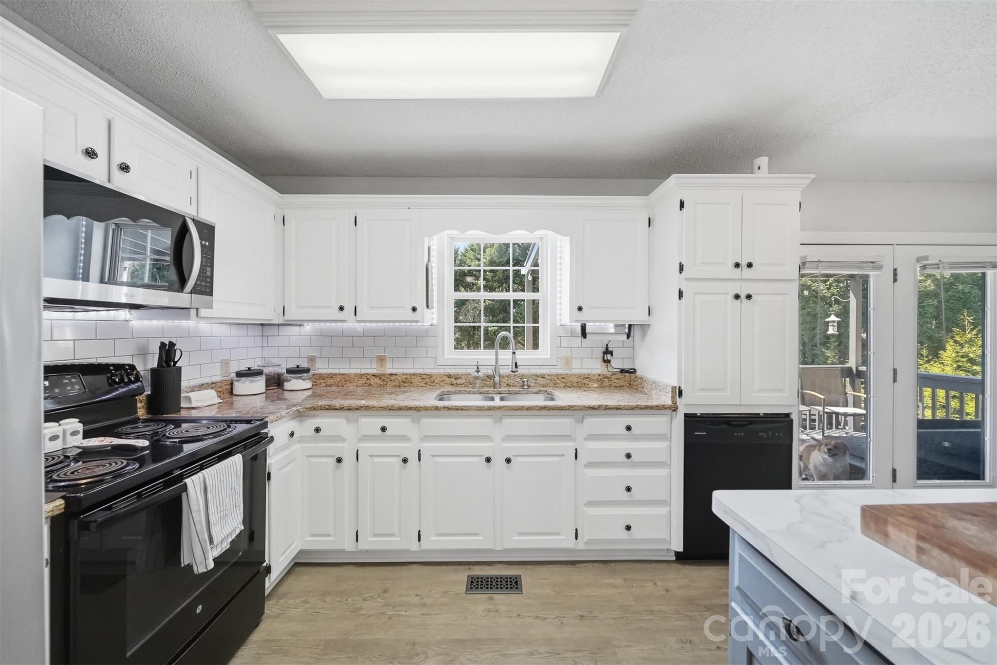 696 Pine Mountain Road