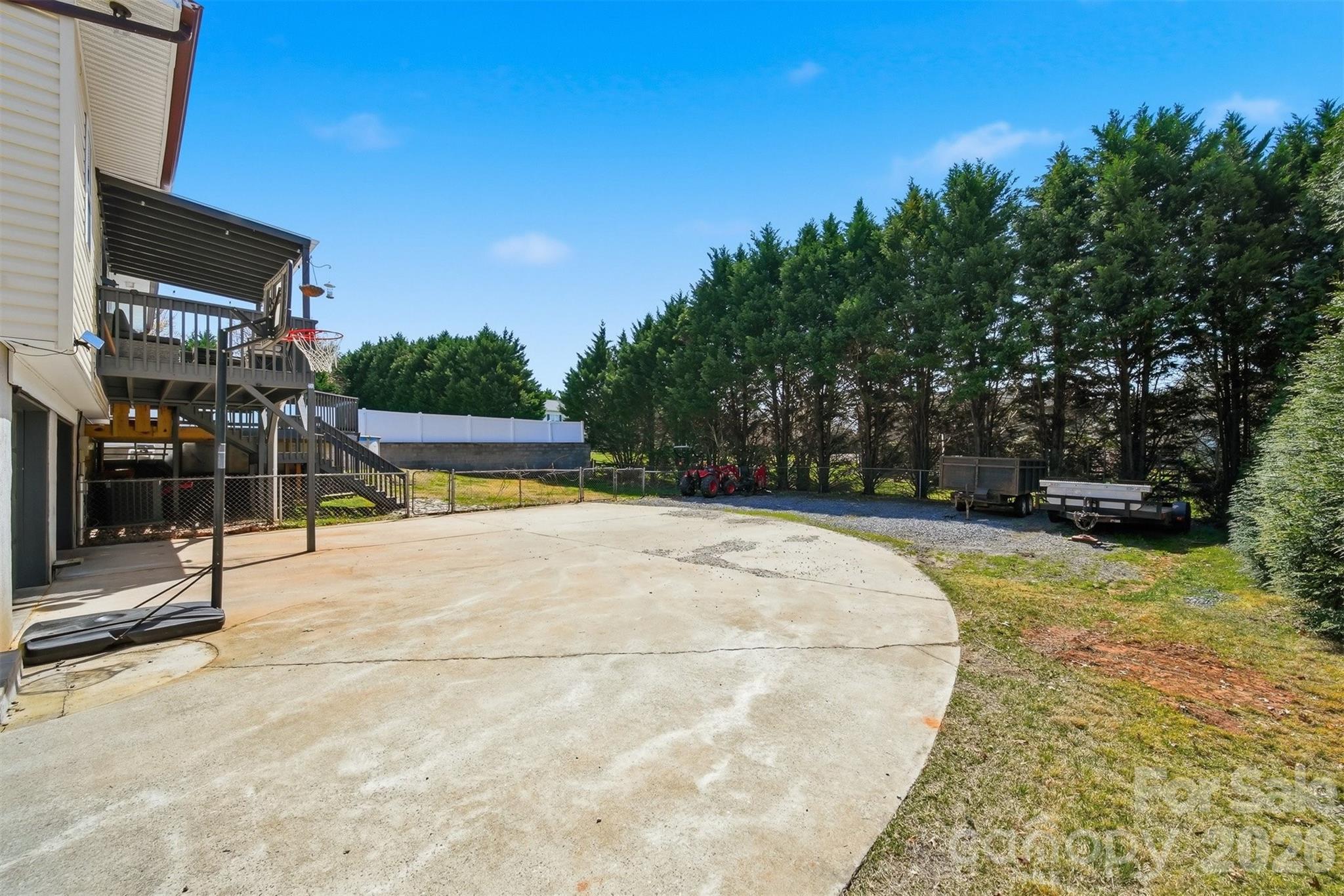 696 Pine Mountain Road