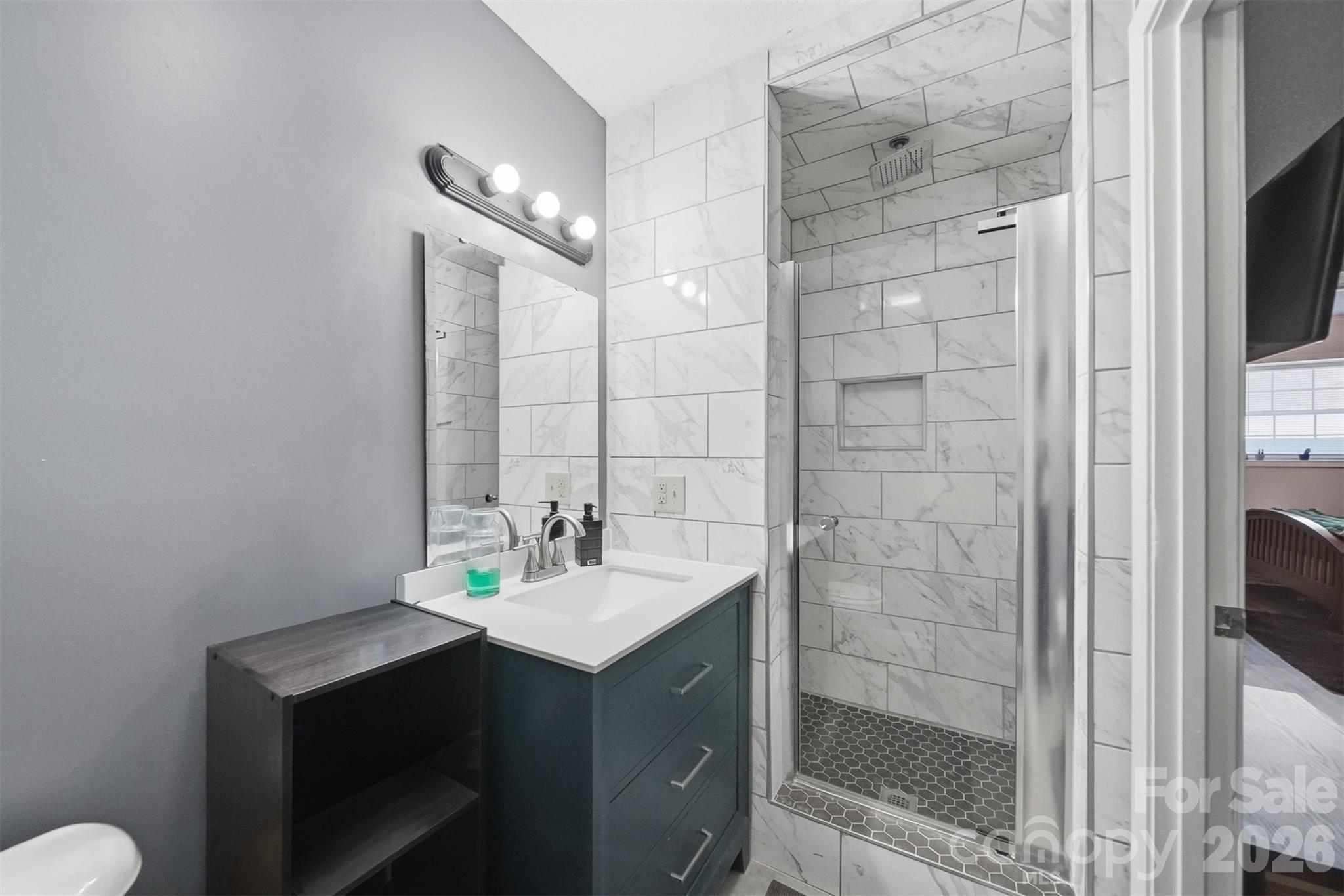 696 Pine Mountain Road