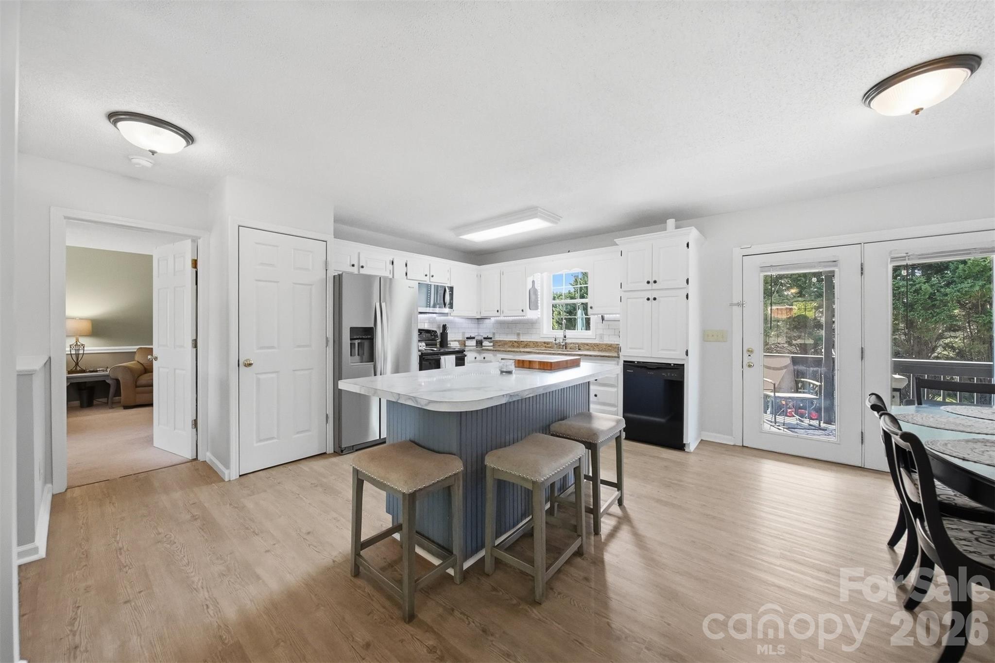 696 Pine Mountain Road