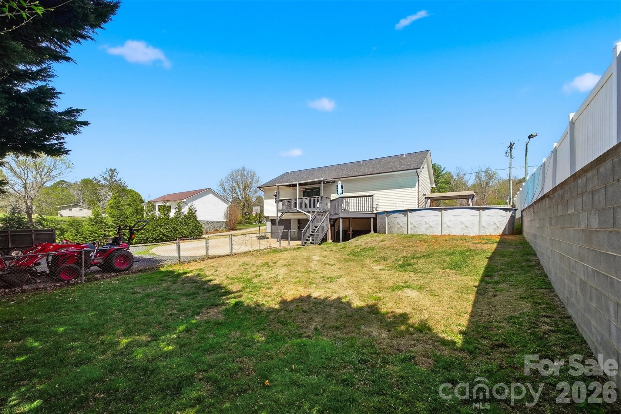 696 Pine Mountain Road