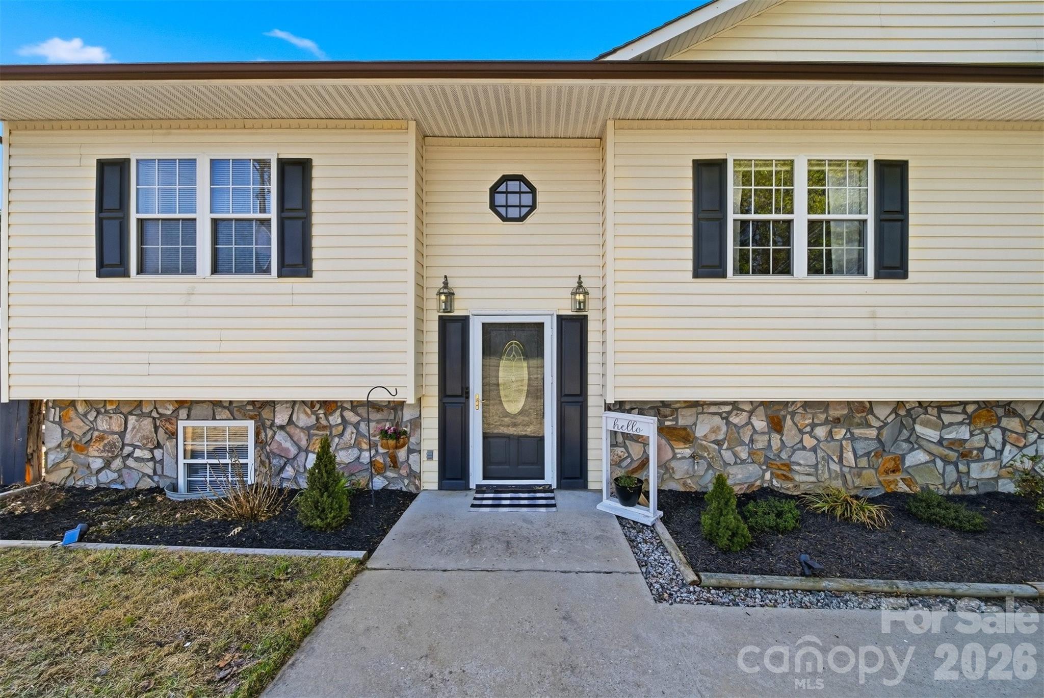 696 Pine Mountain Road