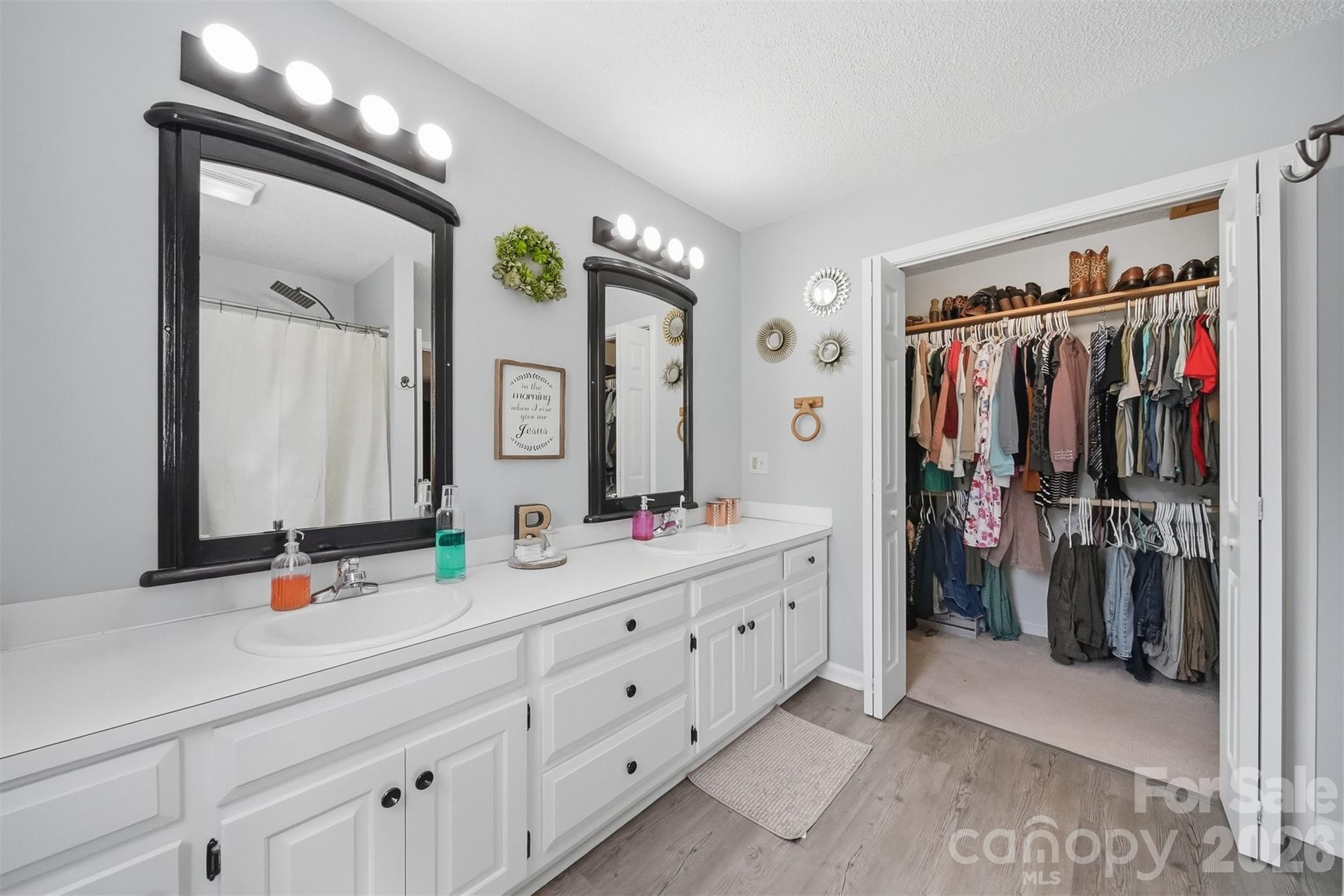 696 Pine Mountain Road