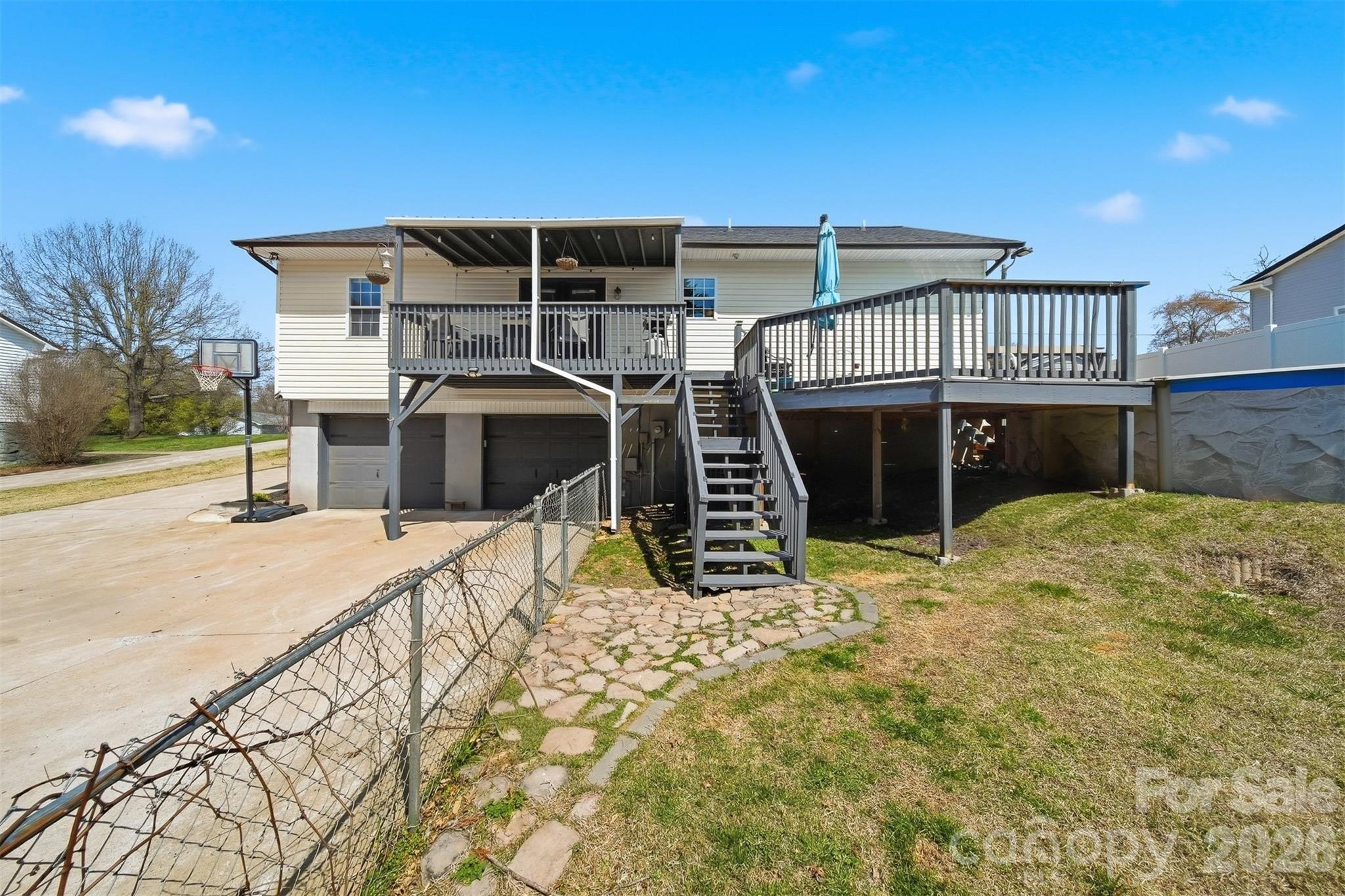 696 Pine Mountain Road