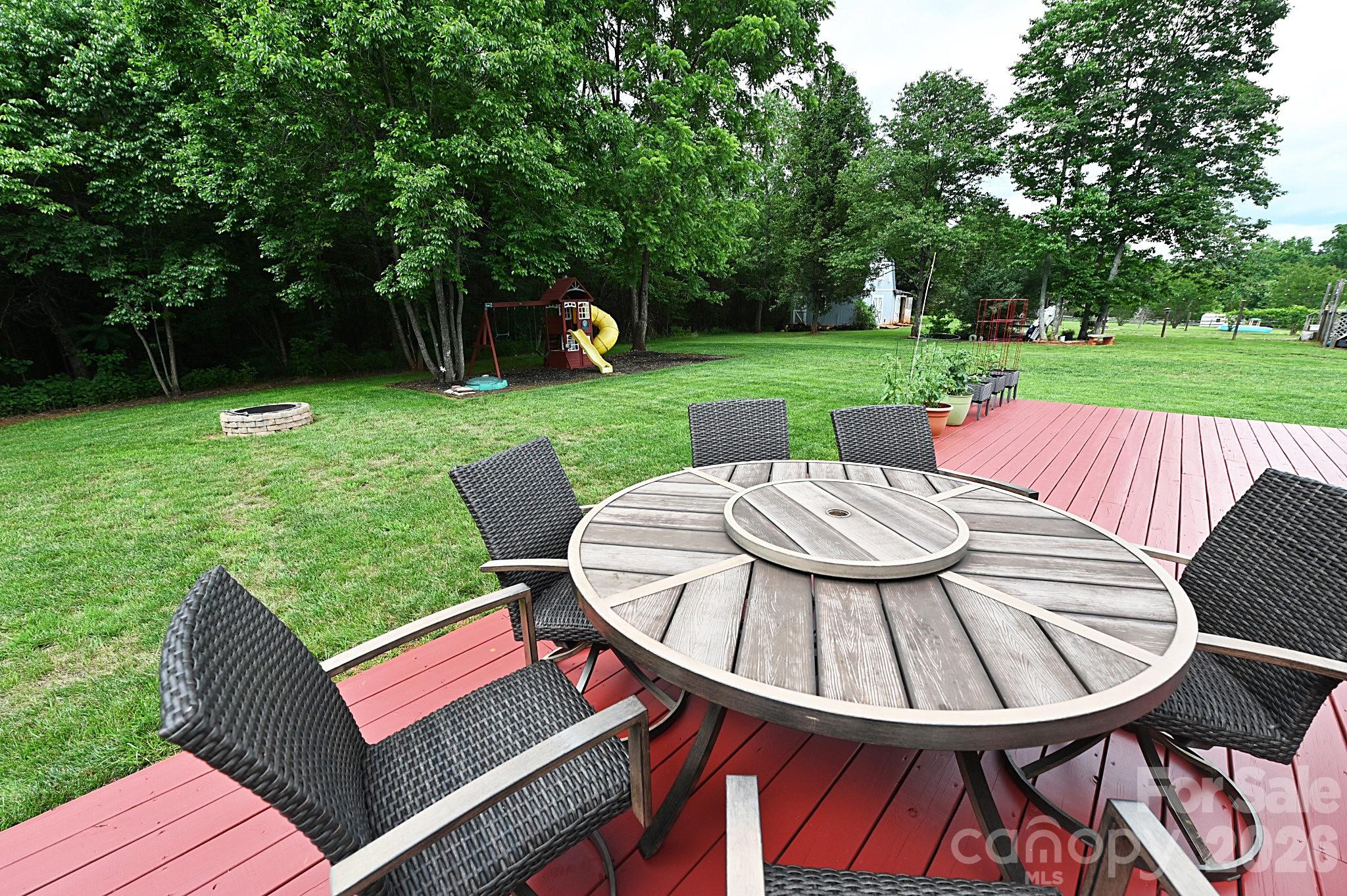 5438 Winding Oak Drive