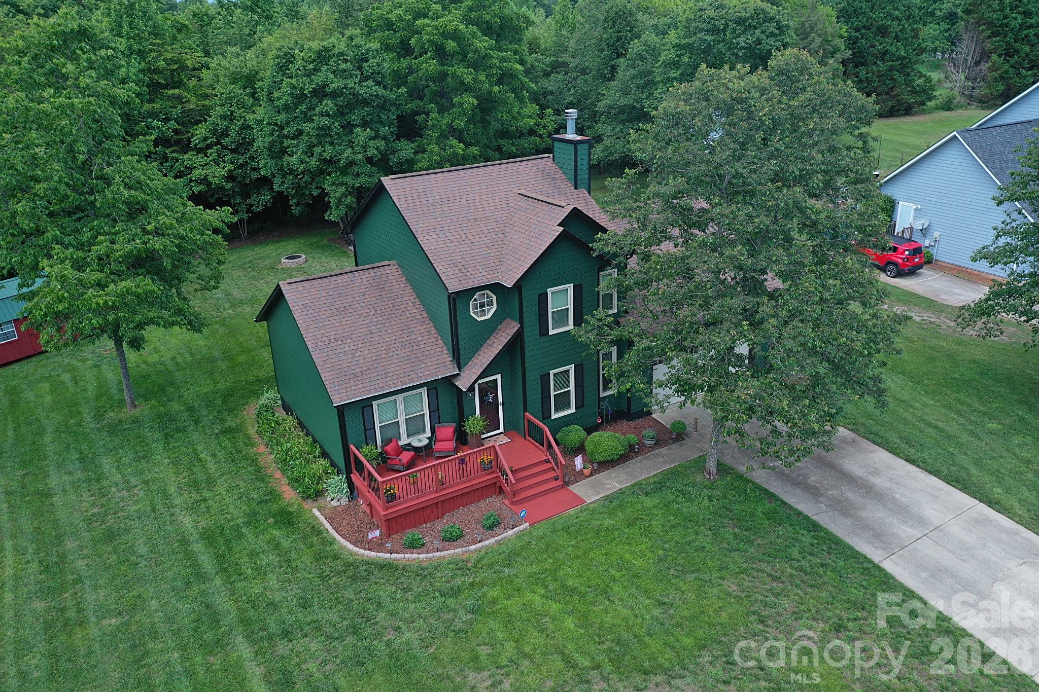 5438 Winding Oak Drive