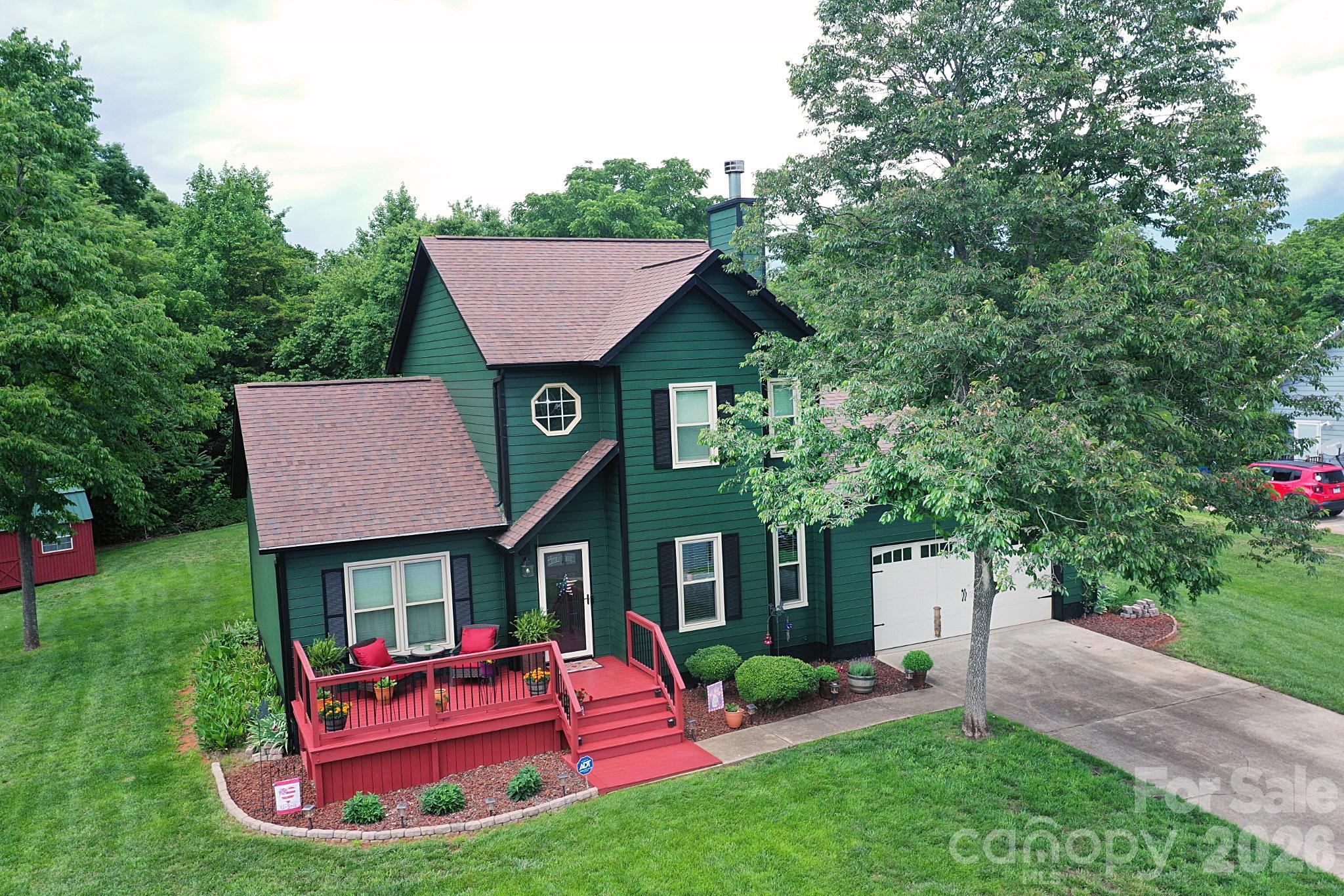5438 Winding Oak Drive