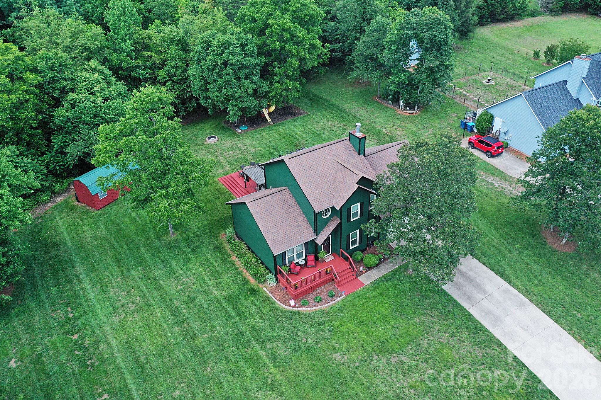 5438 Winding Oak Drive
