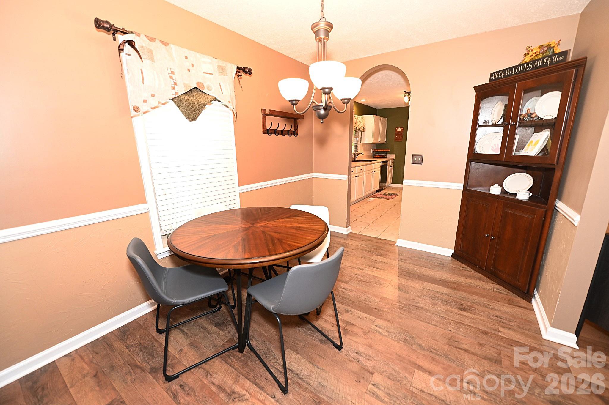 5438 Winding Oak Drive