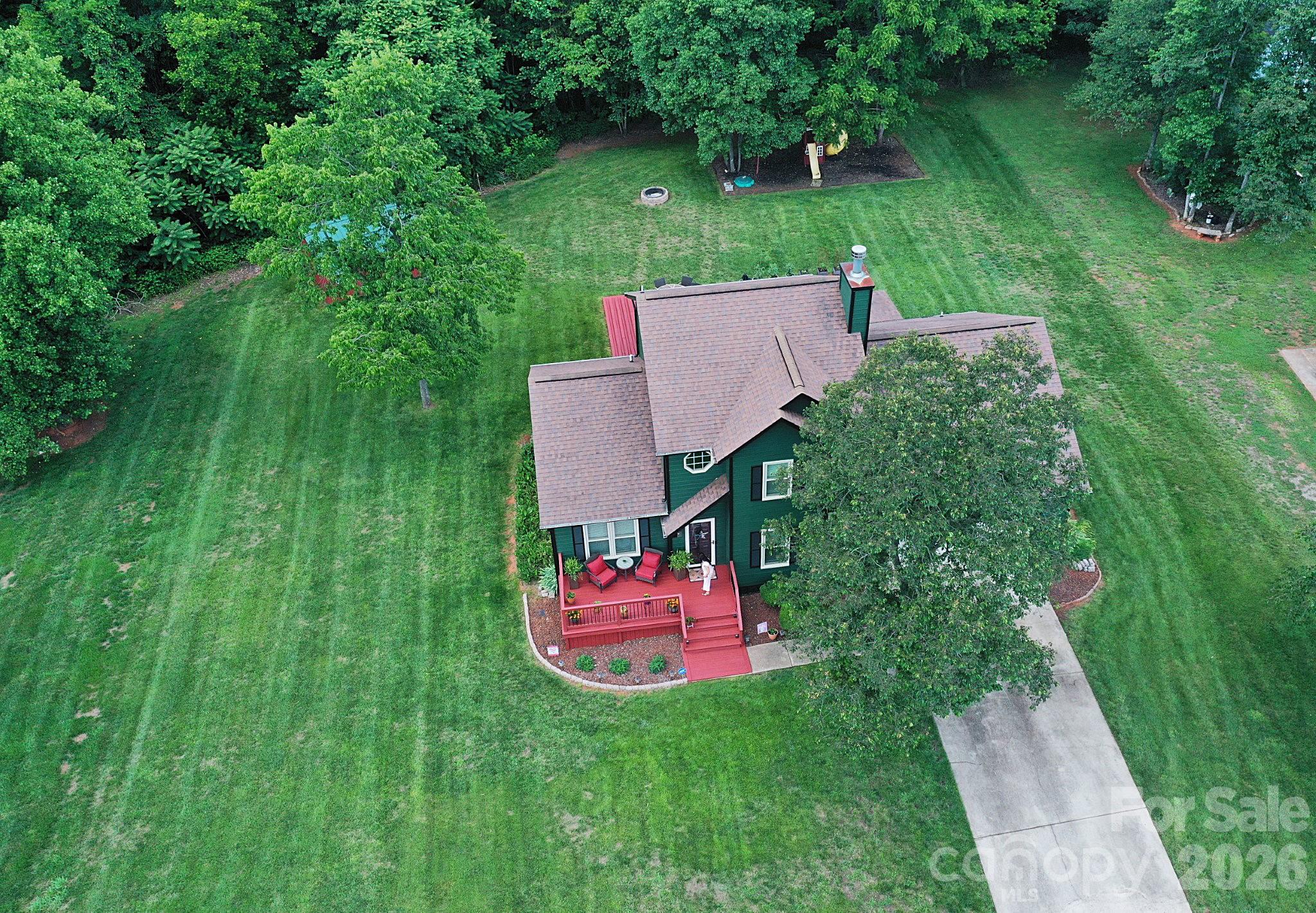 5438 Winding Oak Drive
