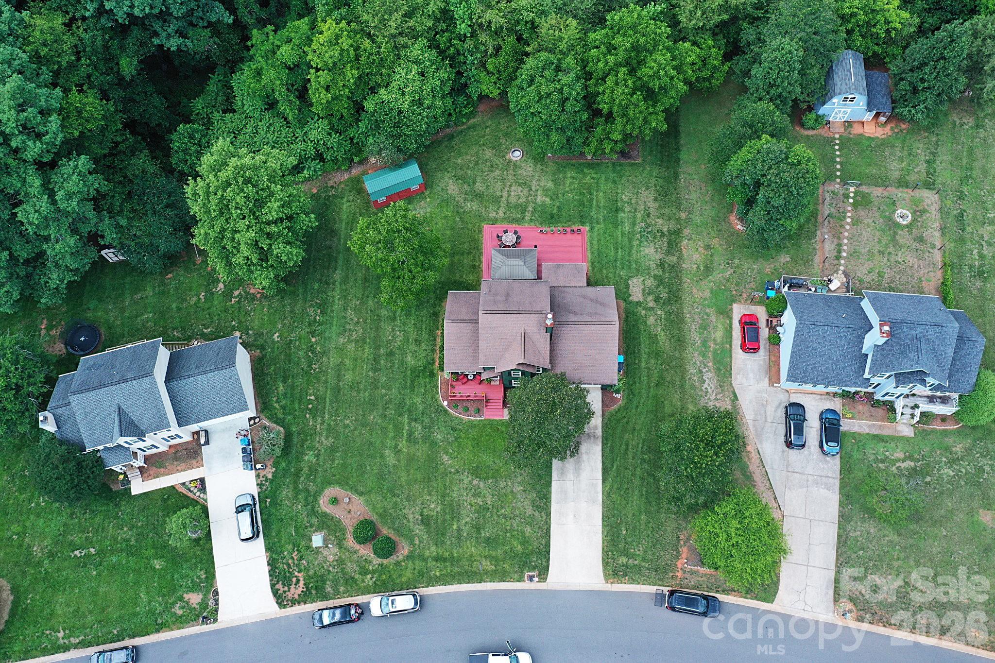 5438 Winding Oak Drive