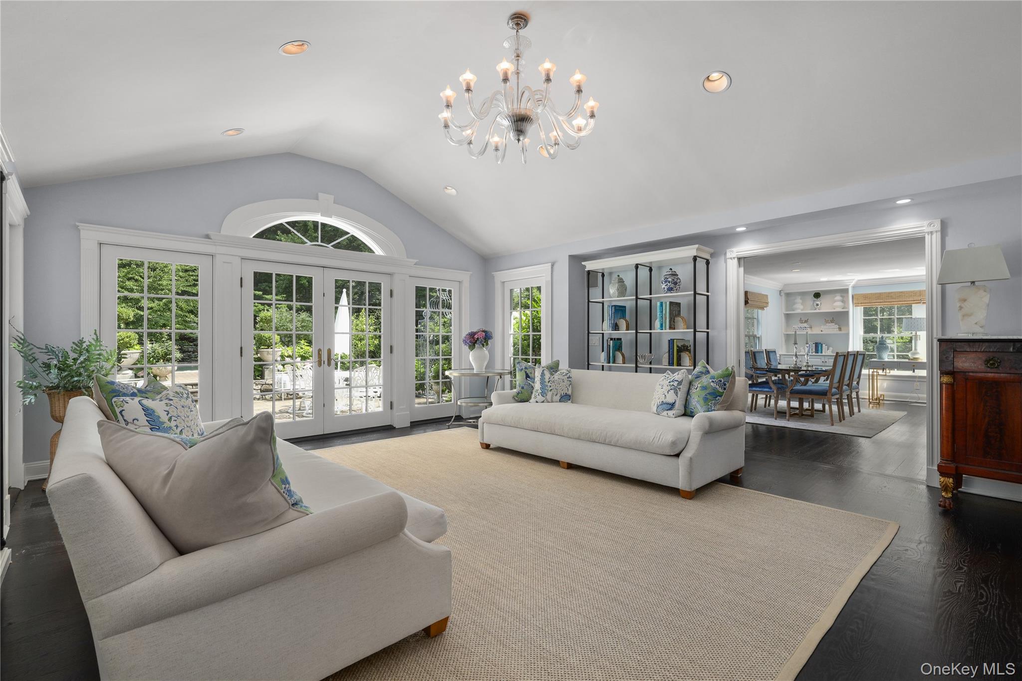 54 W Patent Road