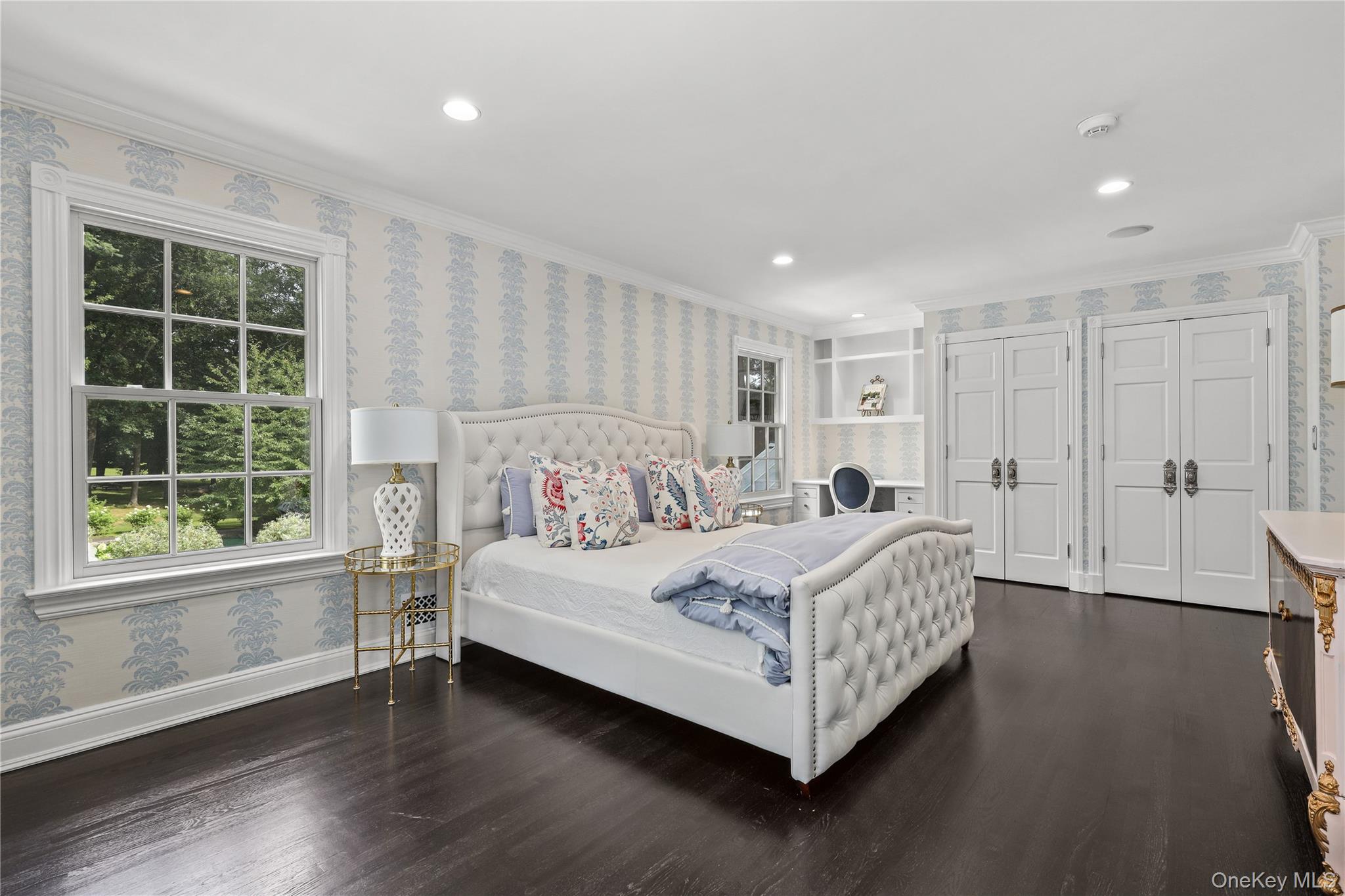 54 W Patent Road