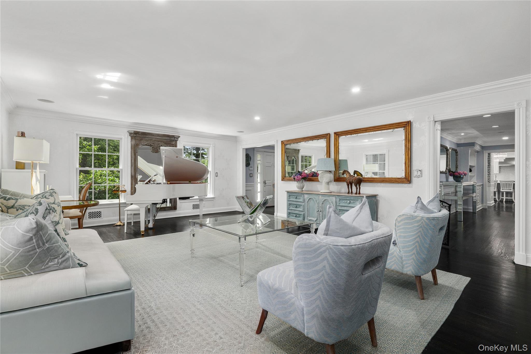 54 W Patent Road