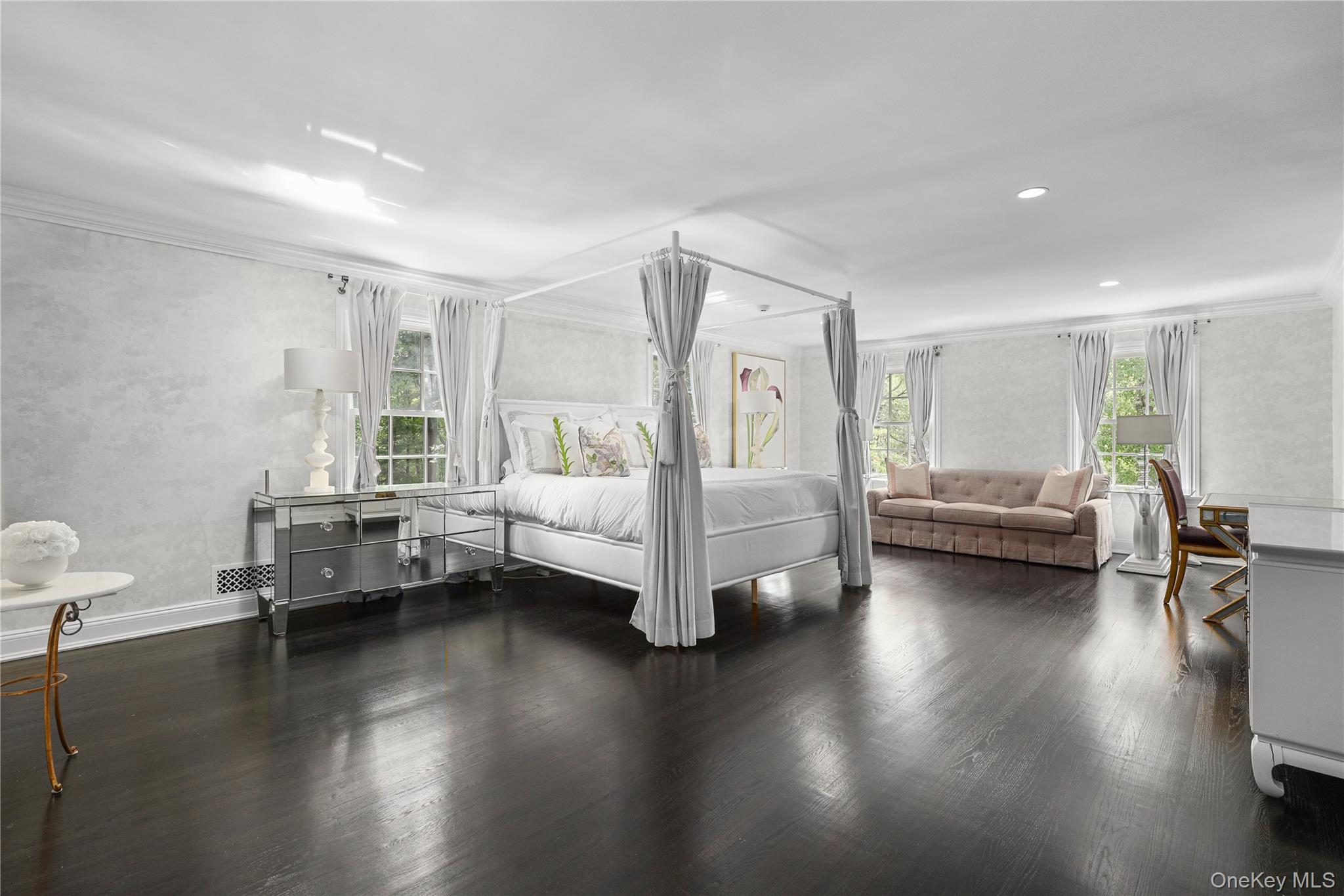 54 W Patent Road
