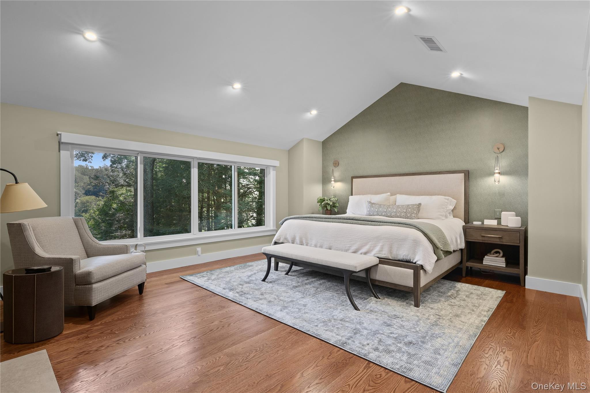 28 Twin Lakes Road