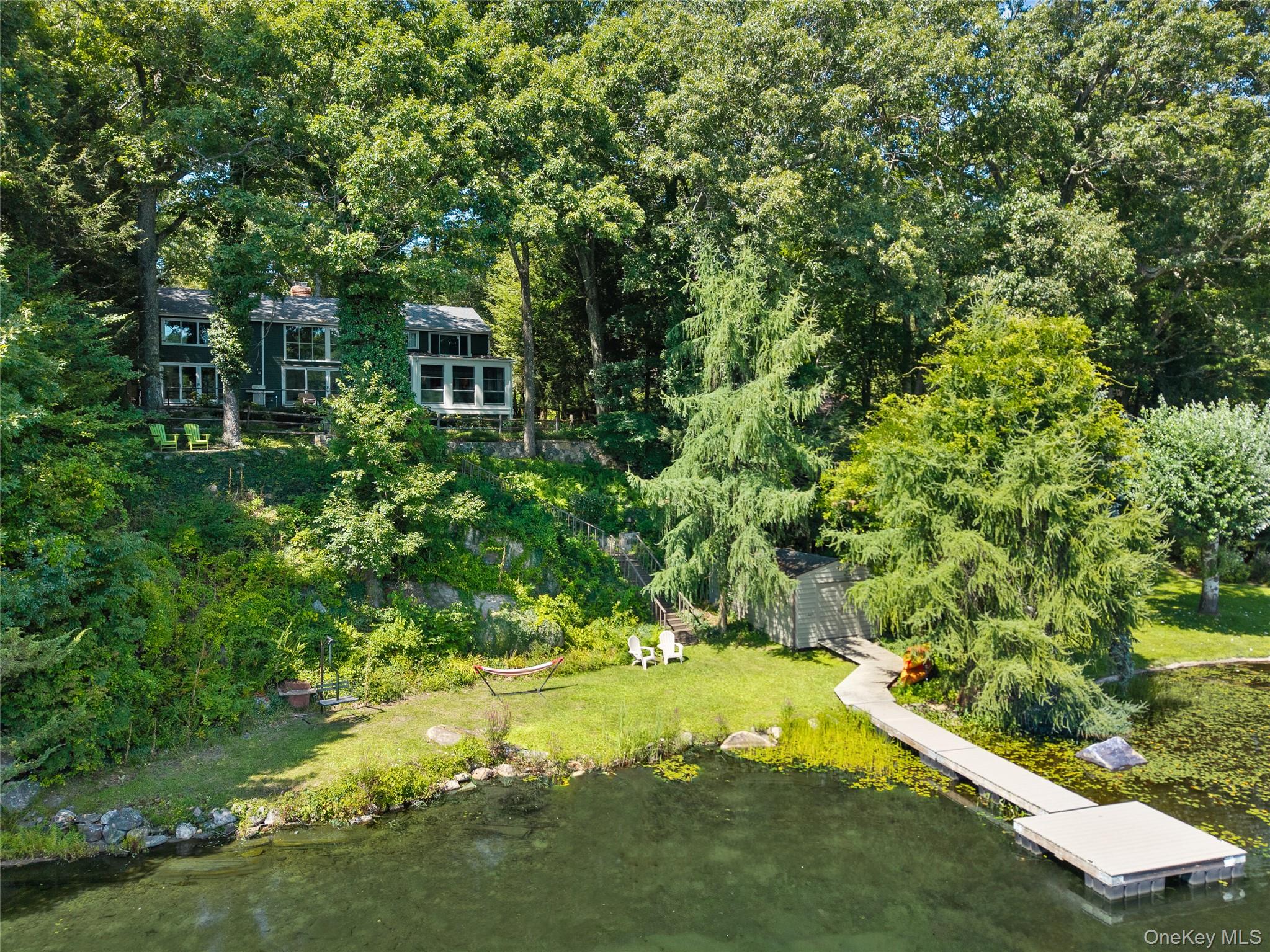 28 Twin Lakes Road
