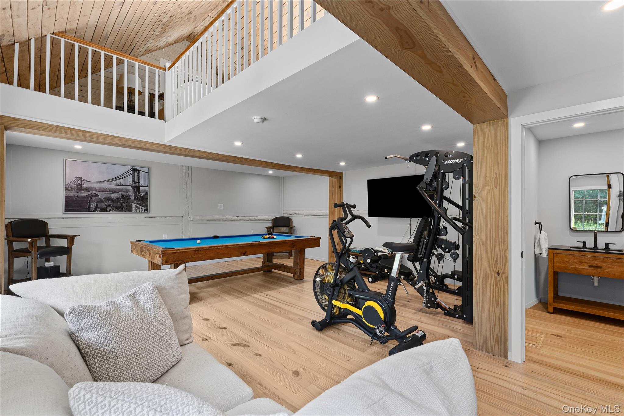 39 Lower Shad Road