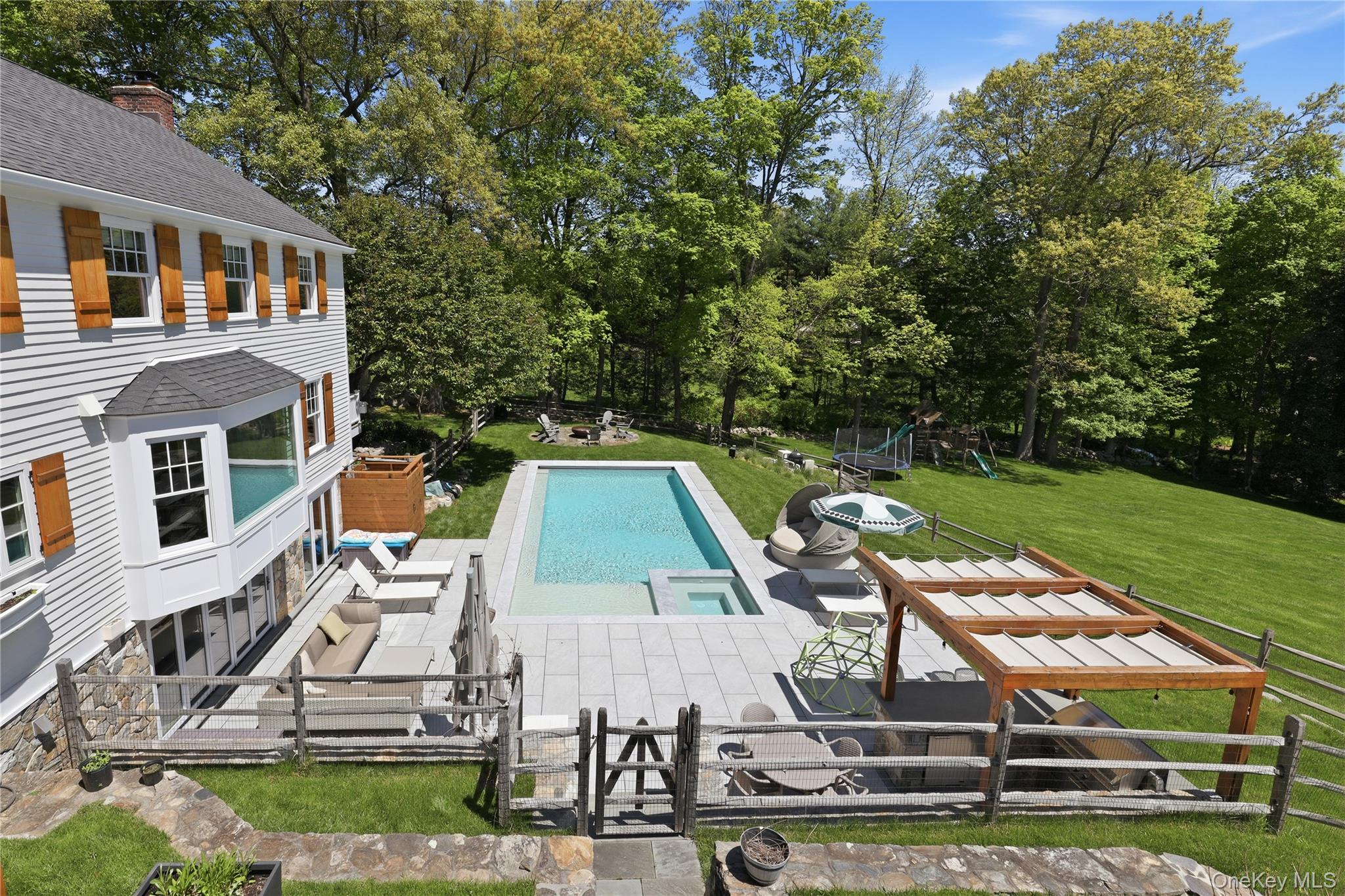 90 Springhurst Road