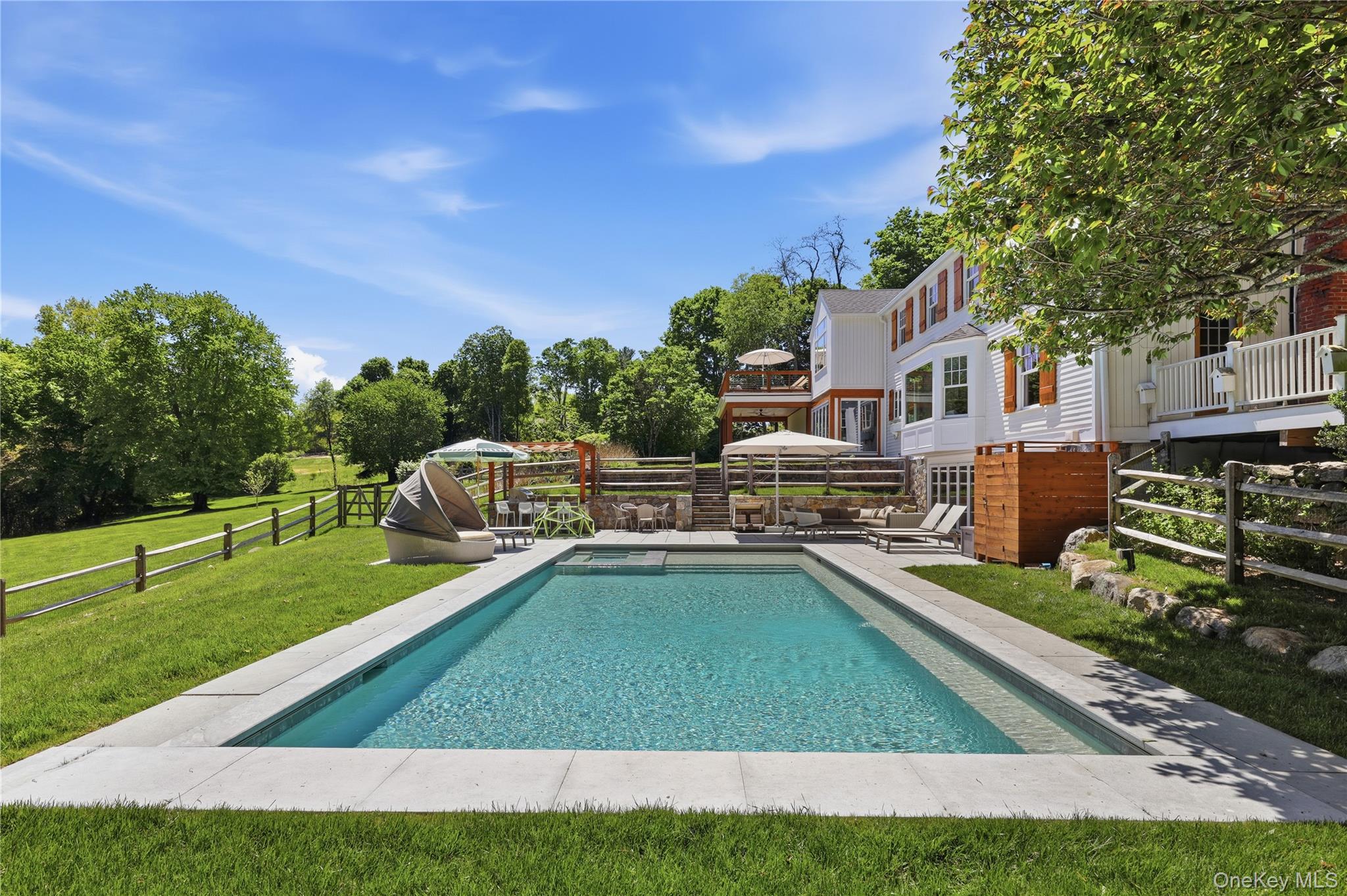 90 Springhurst Road
