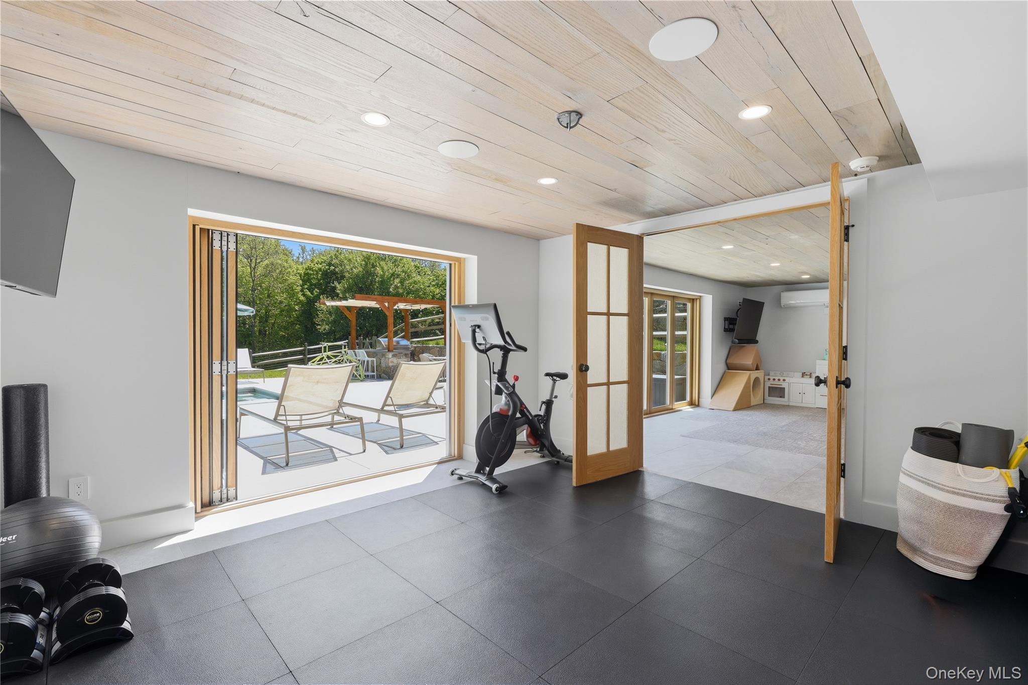 90 Springhurst Road