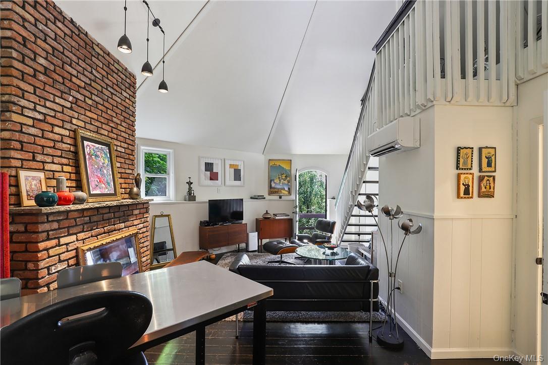 17A Sunset Drive