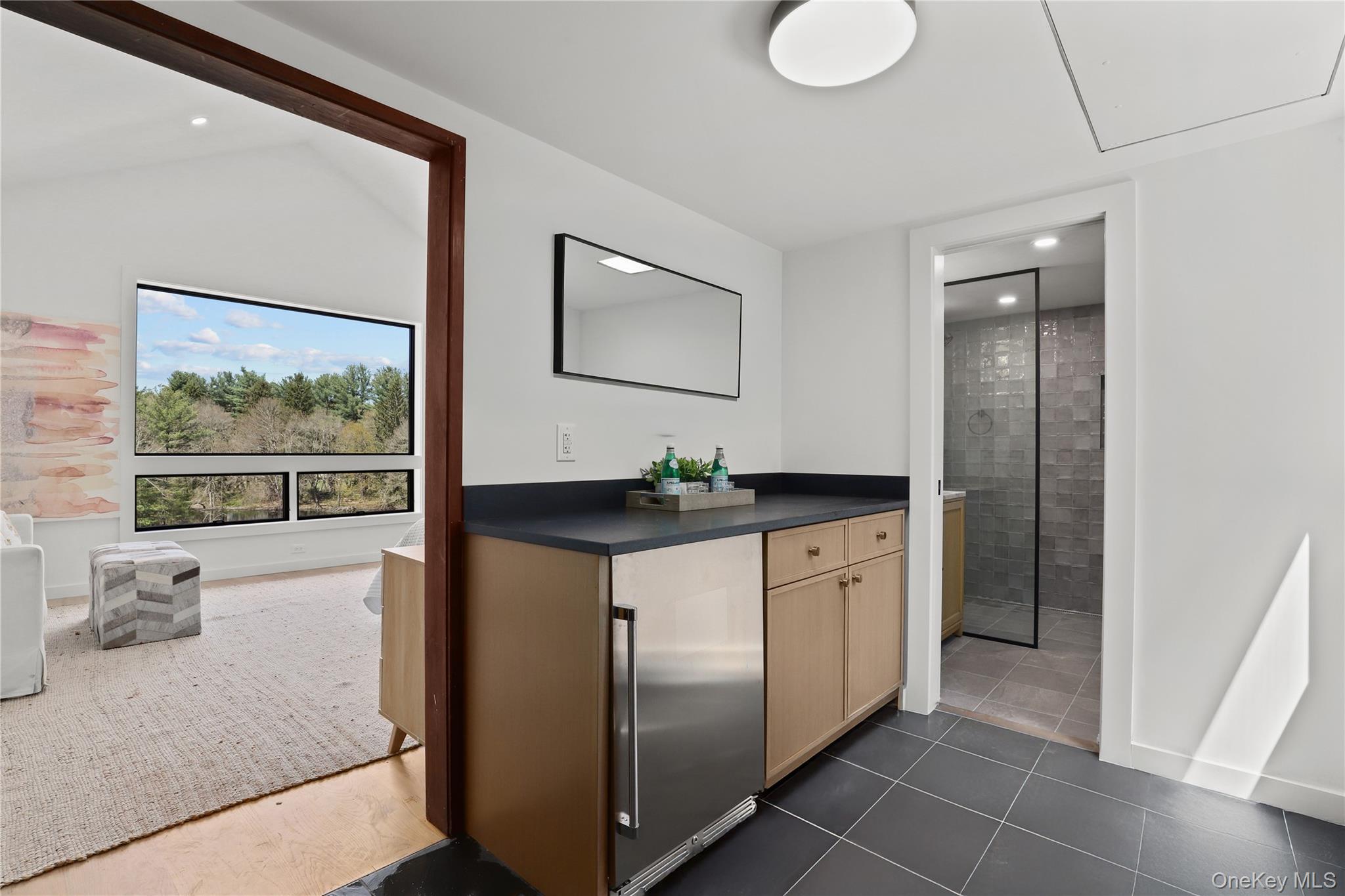 39 Old Snake Hill Road