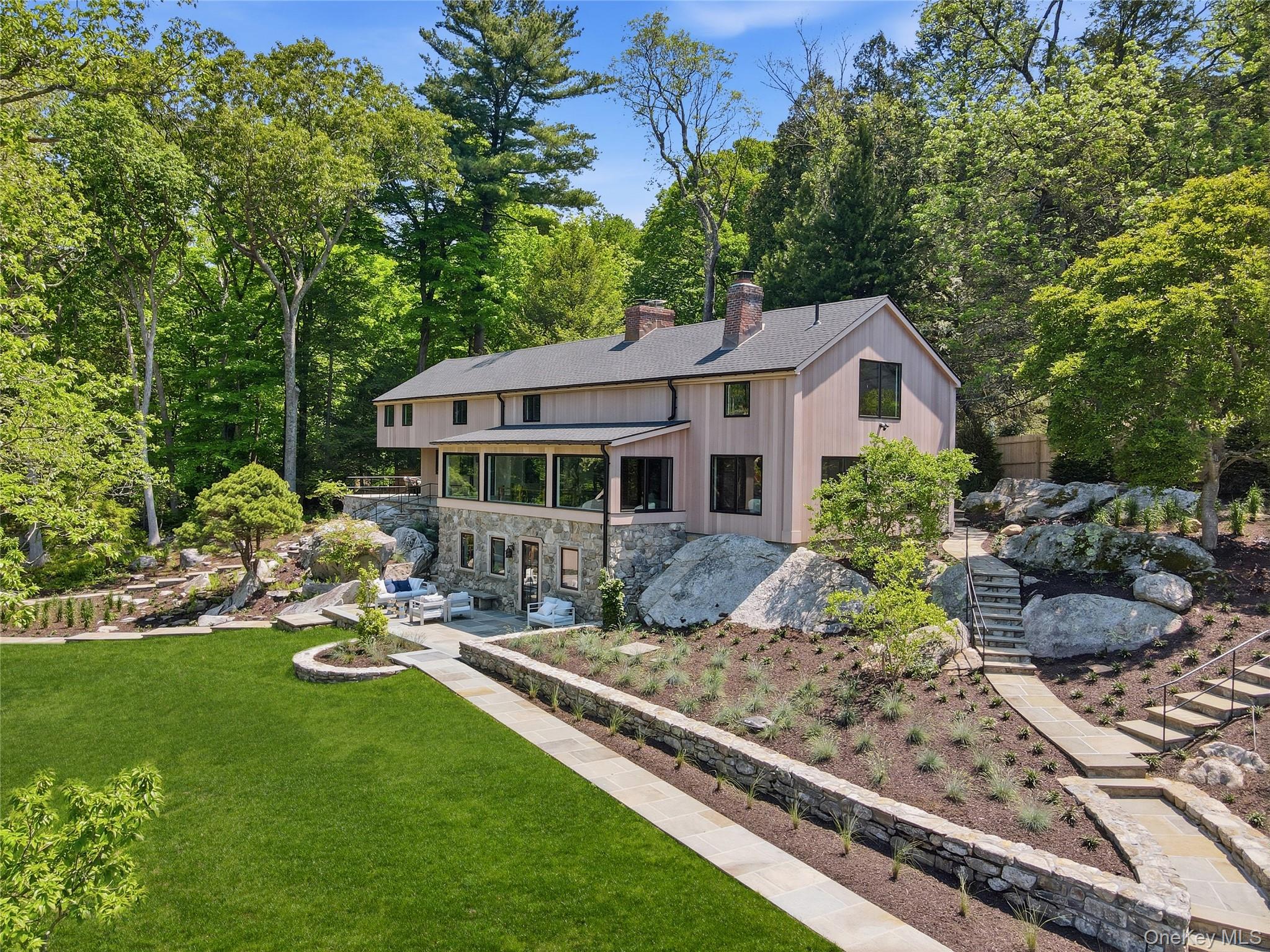 39 Old Snake Hill Road