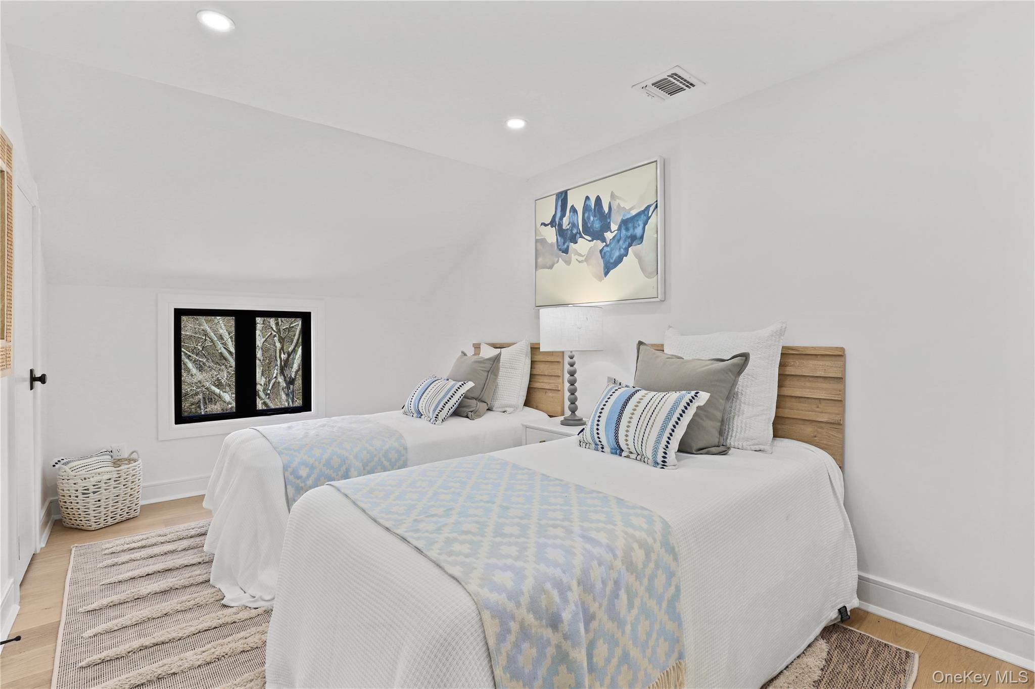 39 Old Snake Hill Road