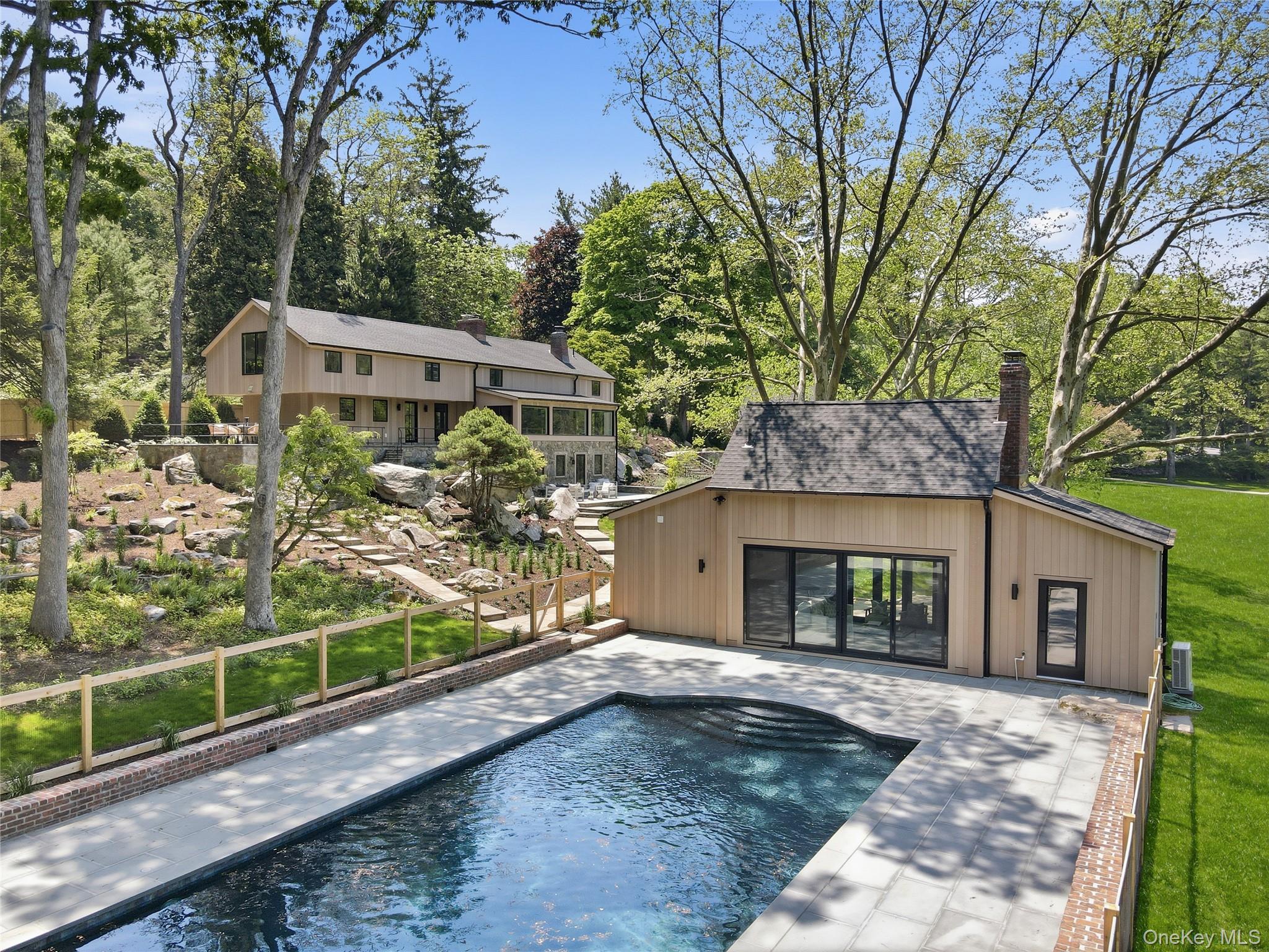 39 Old Snake Hill Road