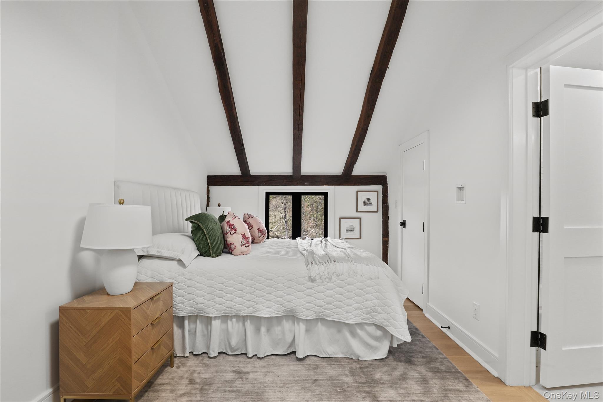 39 Old Snake Hill Road