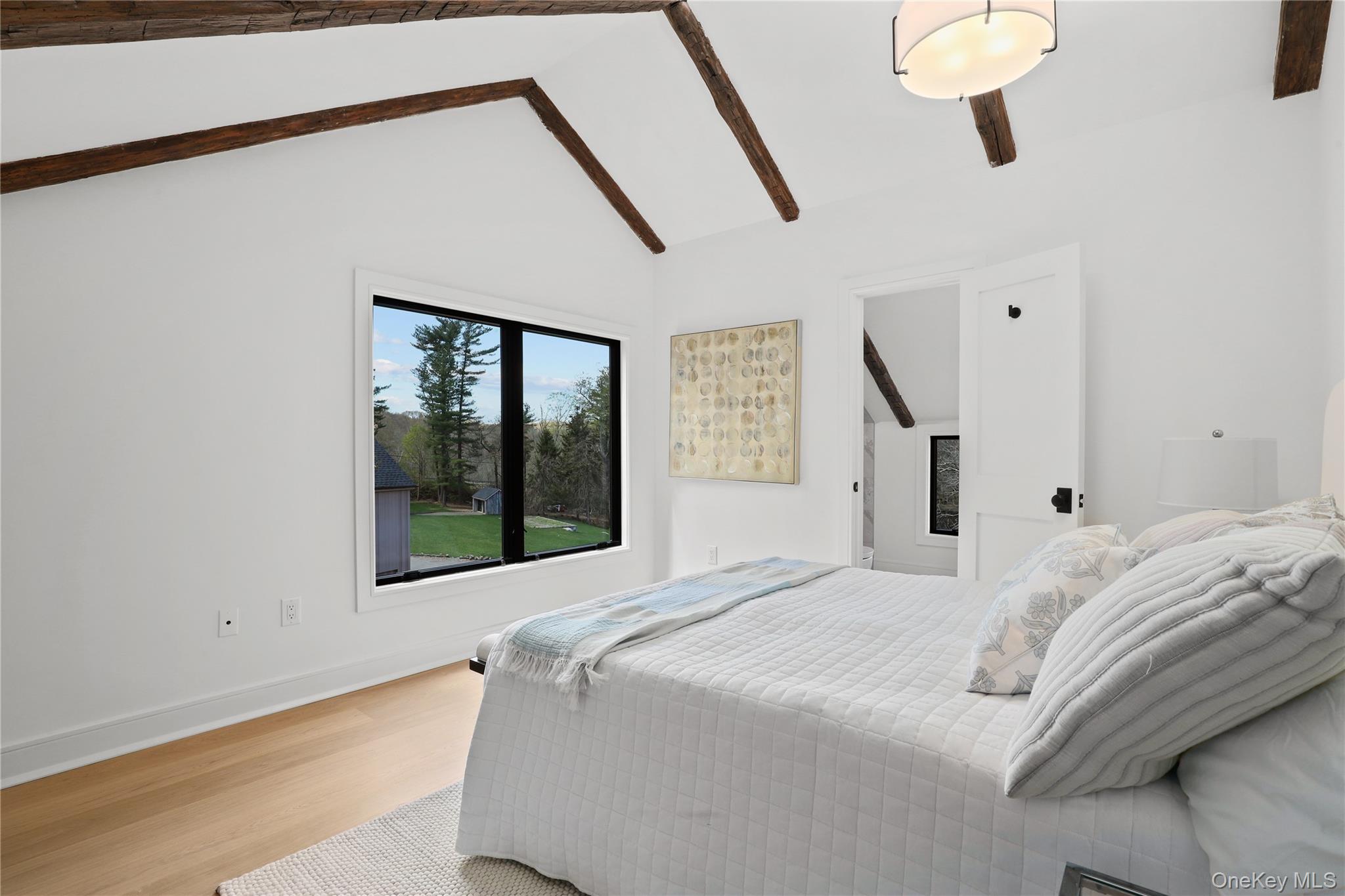 39 Old Snake Hill Road