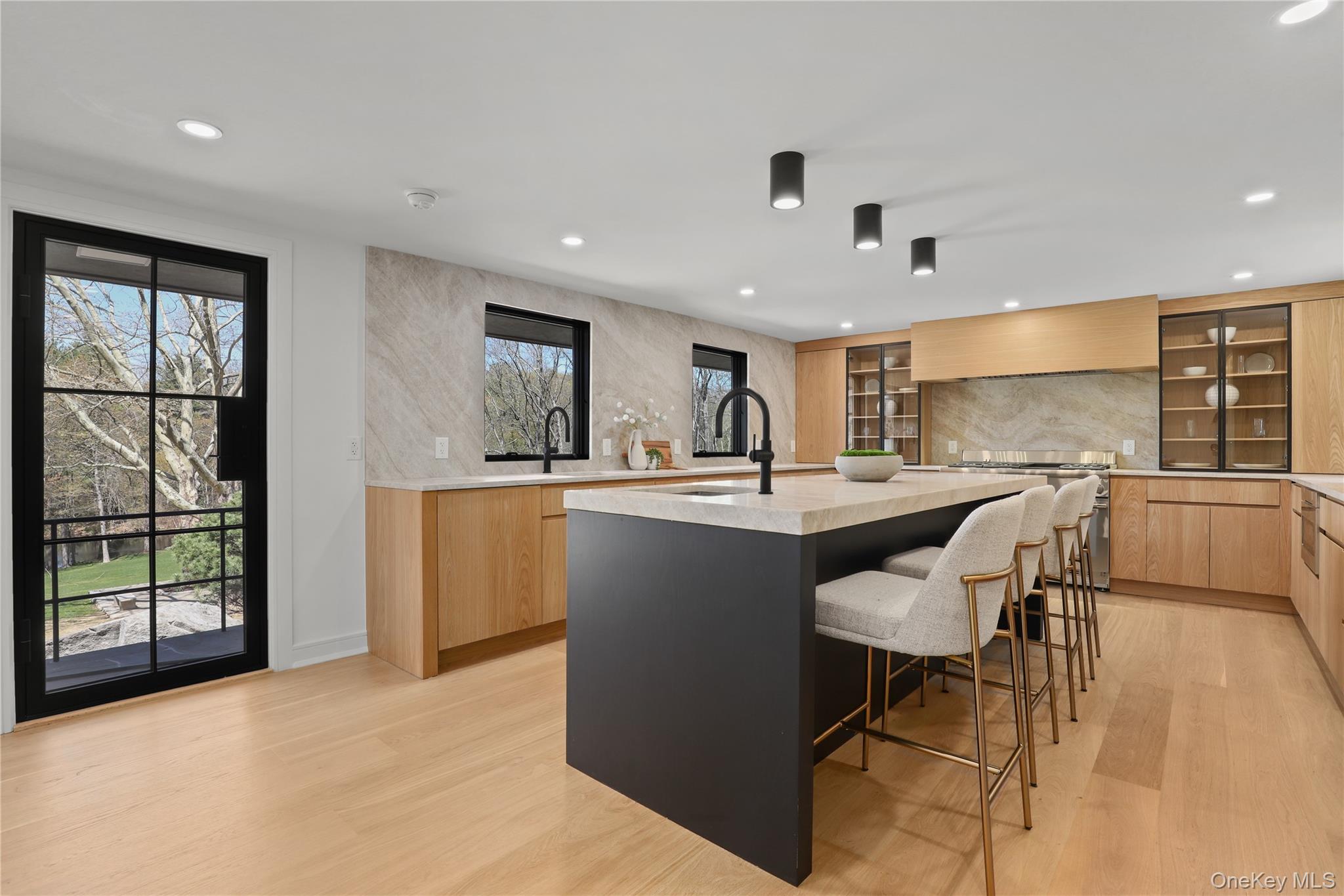 39 Old Snake Hill Road