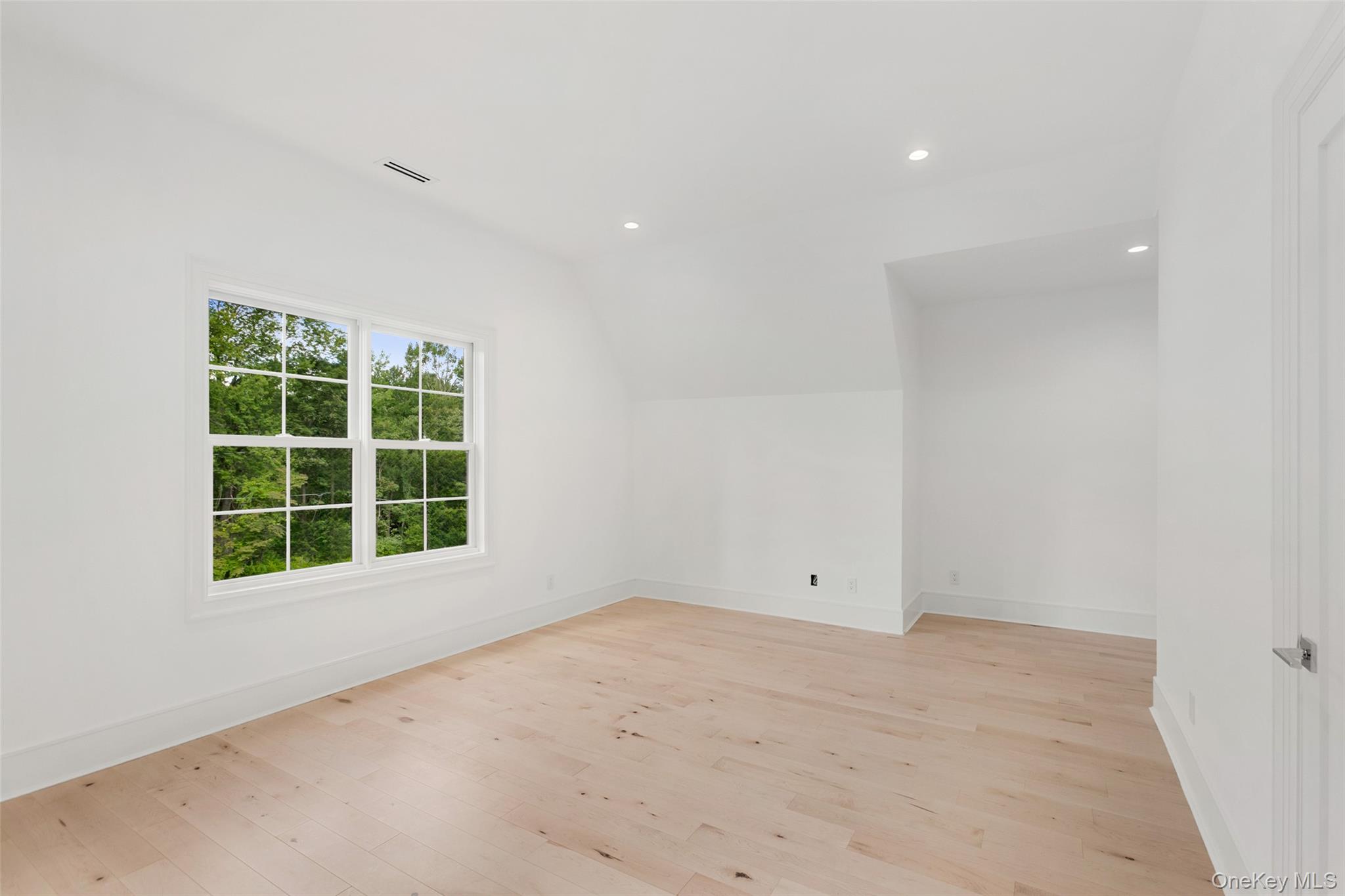 41 Ebenezer Lane