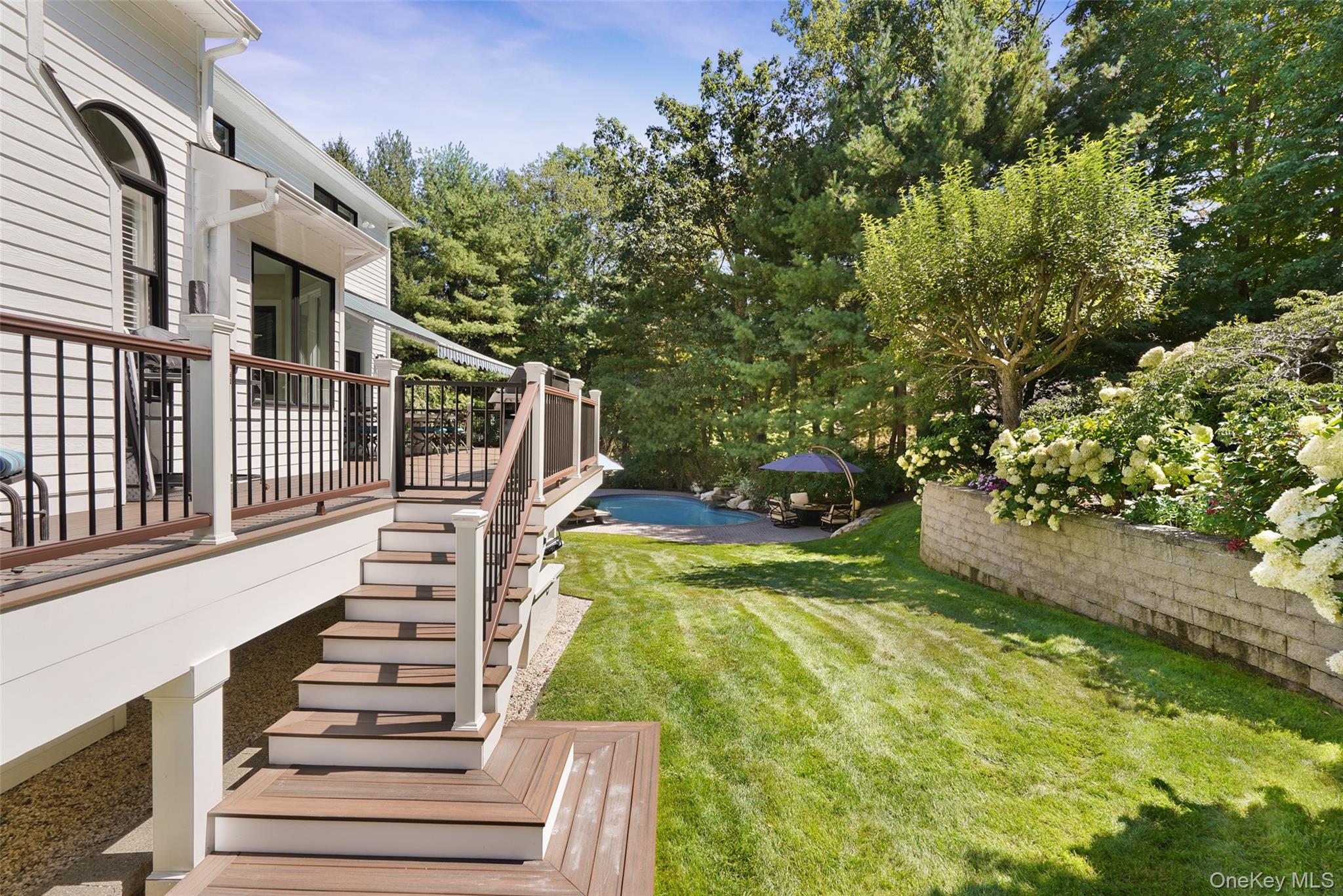 3 Ascot Circle