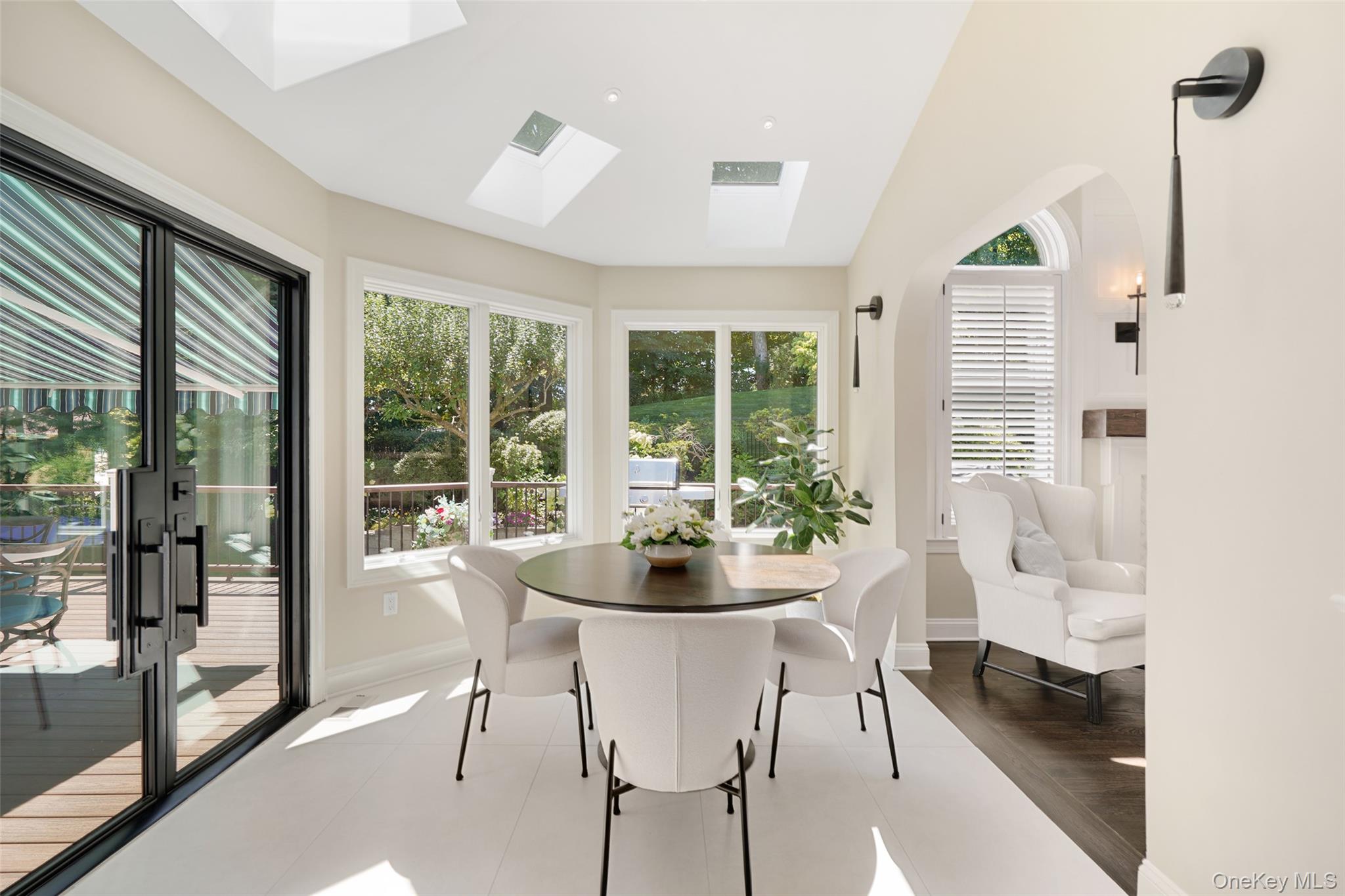 3 Ascot Circle
