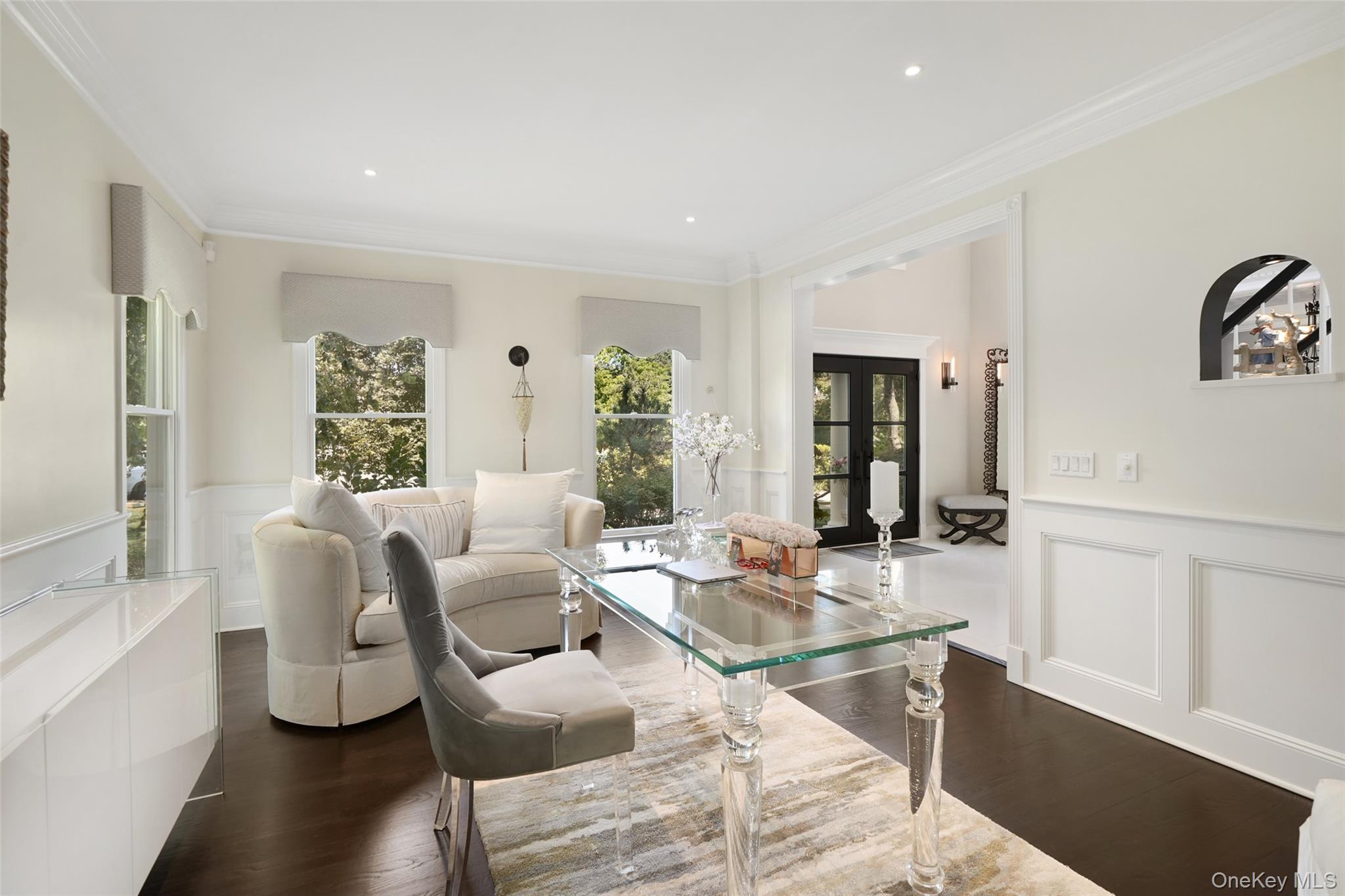 3 Ascot Circle