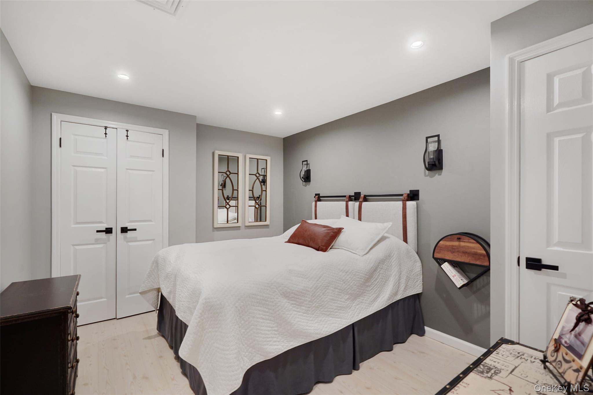 3 Ascot Circle