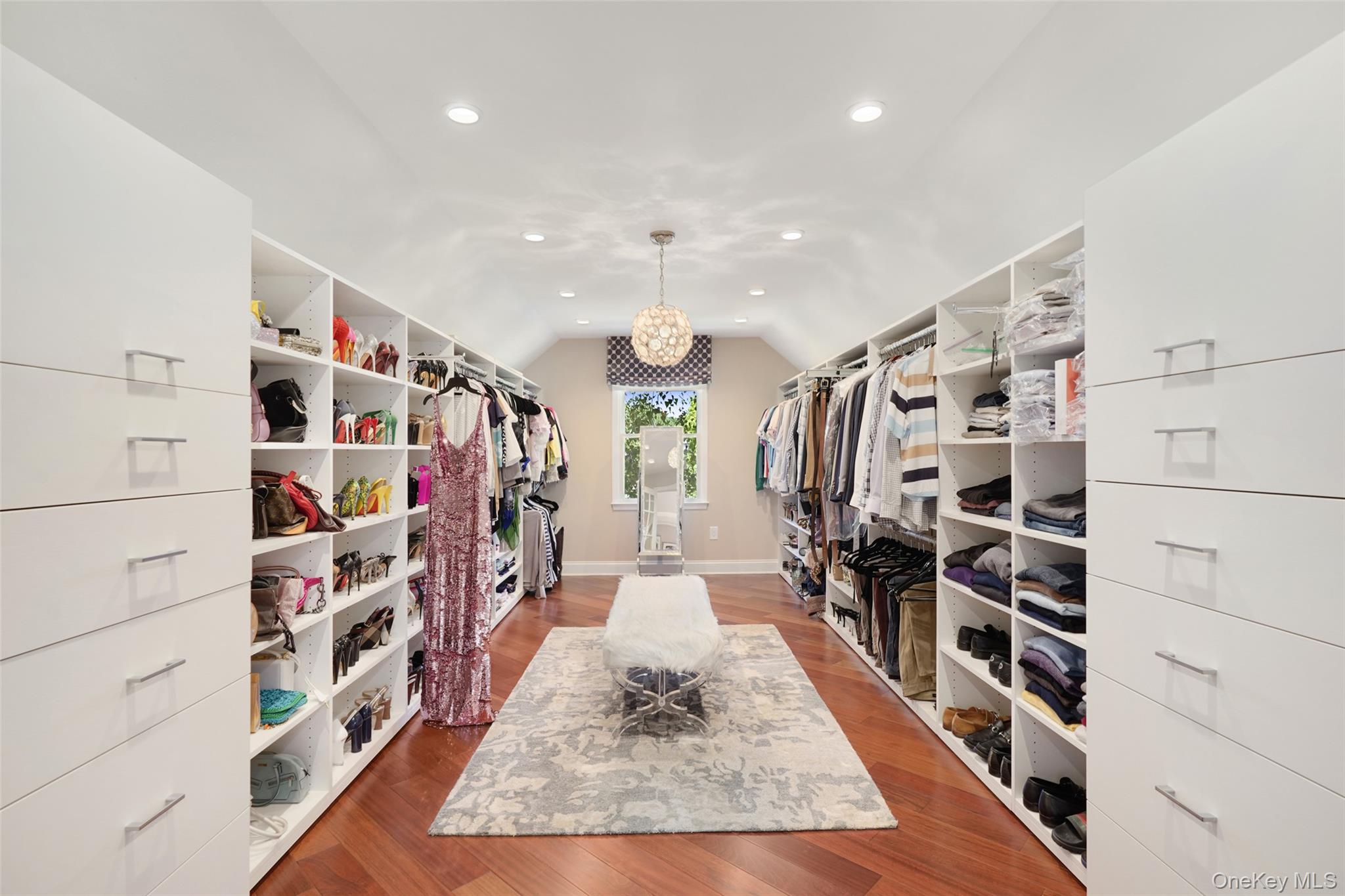 3 Ascot Circle