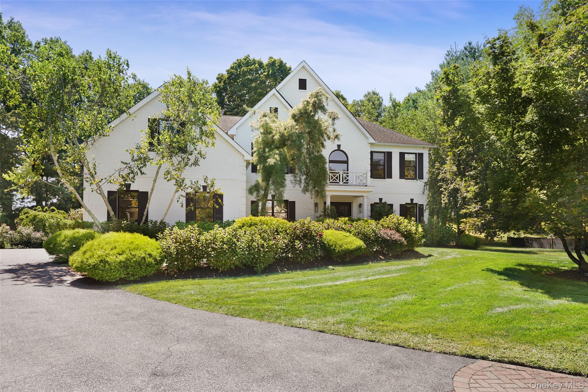 3 Ascot Circle
