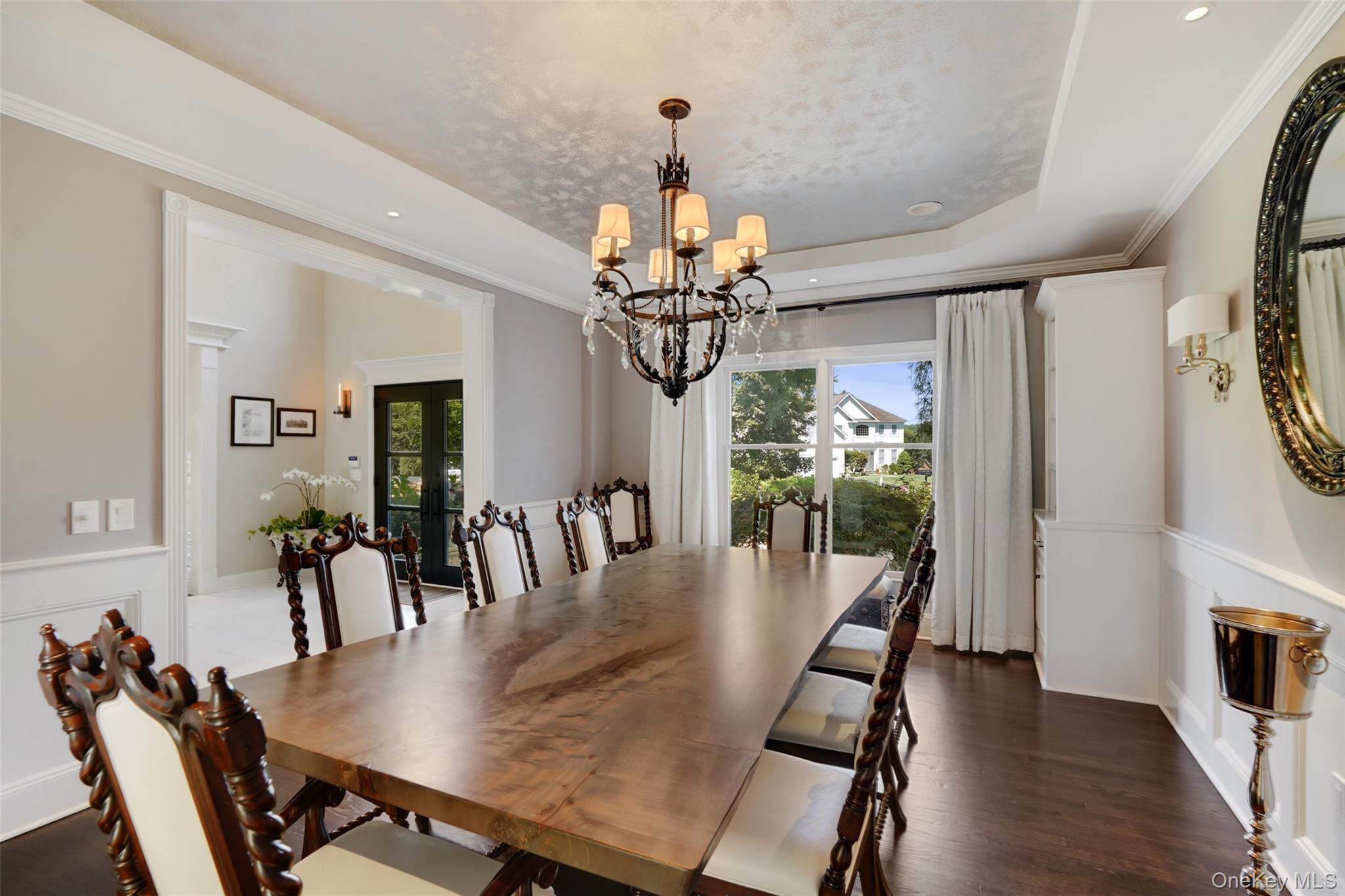 3 Ascot Circle