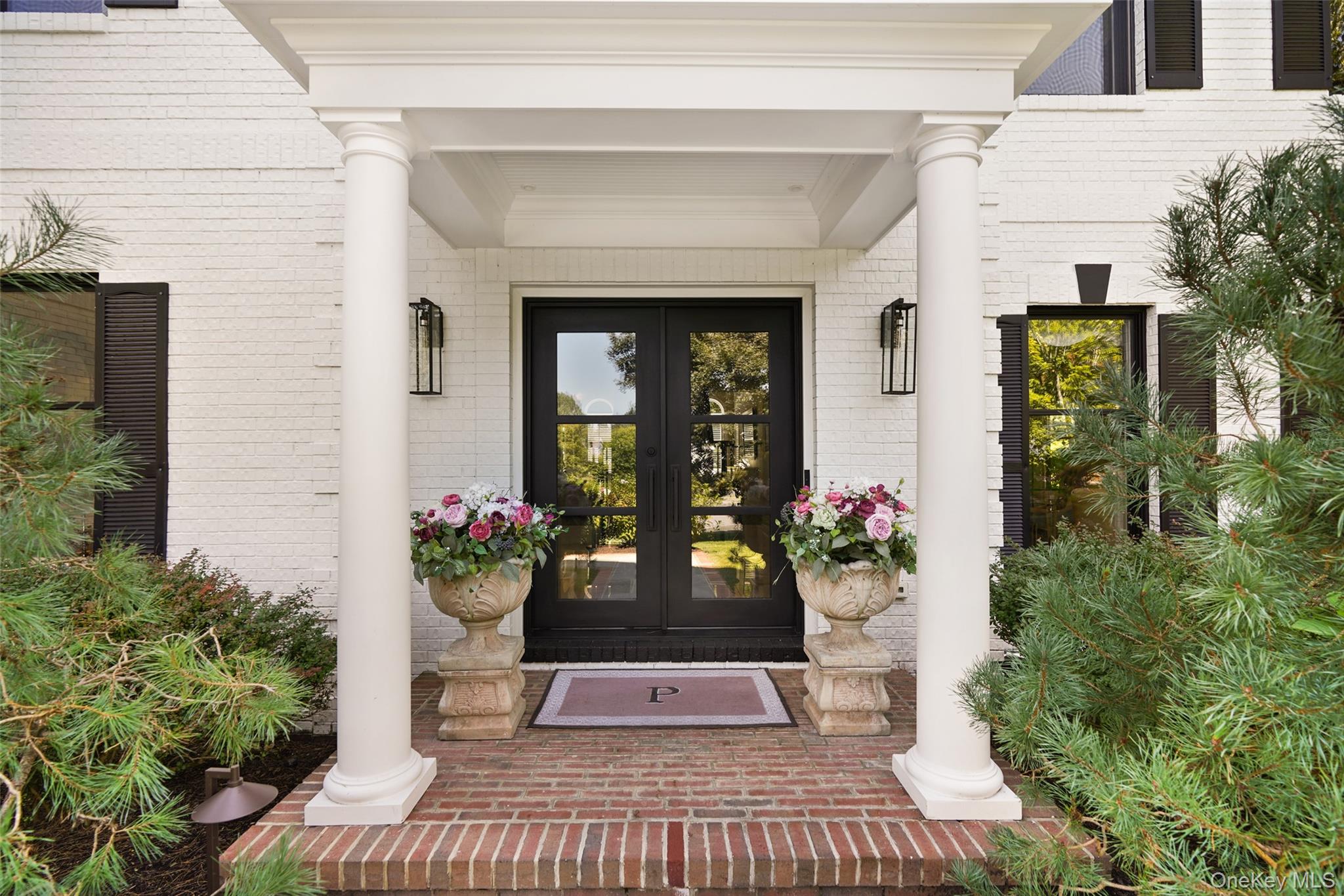 3 Ascot Circle