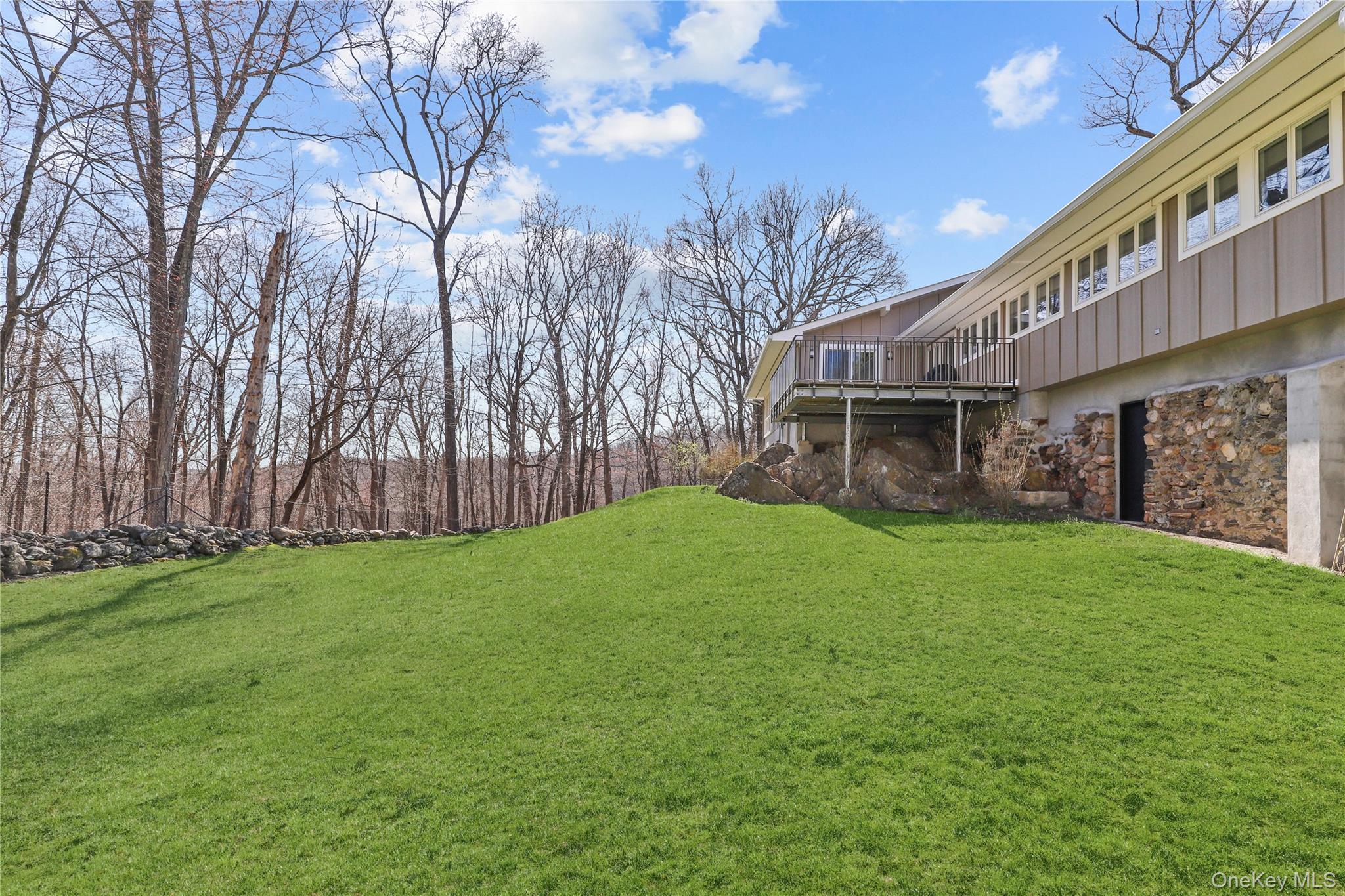 12 Skytop Drive