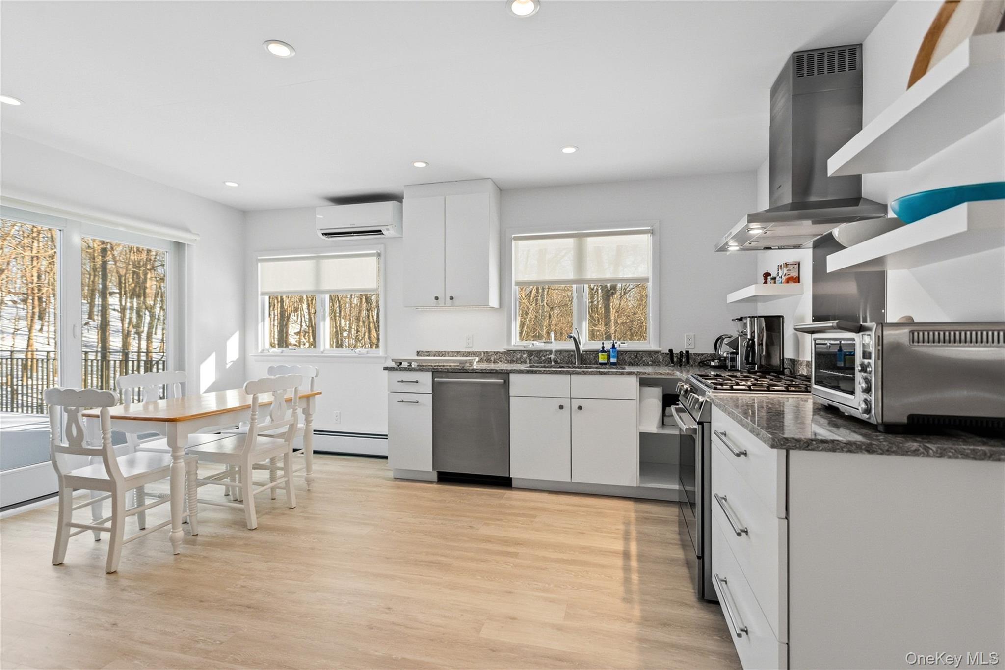 12 Skytop Drive